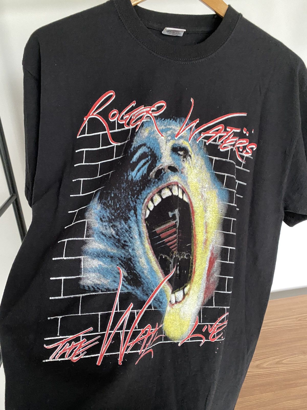 Band Tees Vintage PINK FLOYD Roger Waters 2011 tour Band T Shirt Size US L / EU 52-54 / 3 - 2 Thumbnail