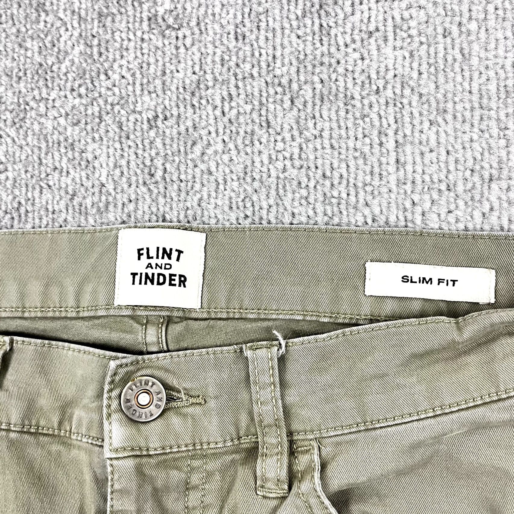 Olive FLINT & TINDER Pants Mens 31x31 Slim Fit Washed Olive Green Chino Casual Travel Size US 31 - 2 Thumbnail