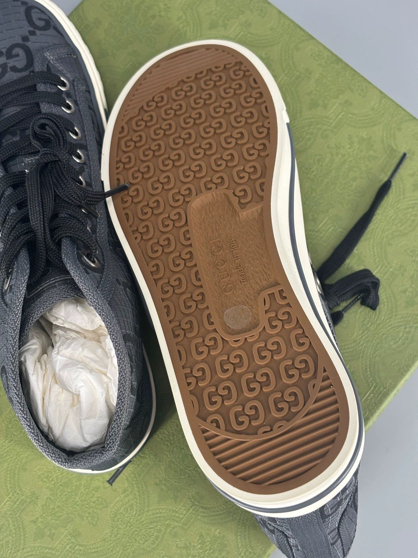 Gucci gucci men's high-top canvas shoes Size US 5.5 / EU 38 - 5 Thumbnail