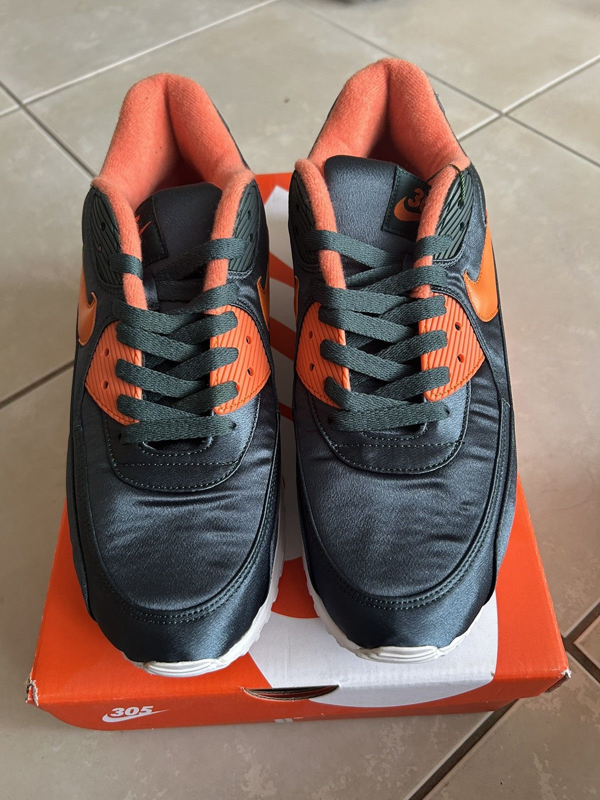 Nike Nike Air Max 90 Unknwn MIA305FL Sz 10.5 Size US 10.5 / EU 43-44 - 2 Thumbnail