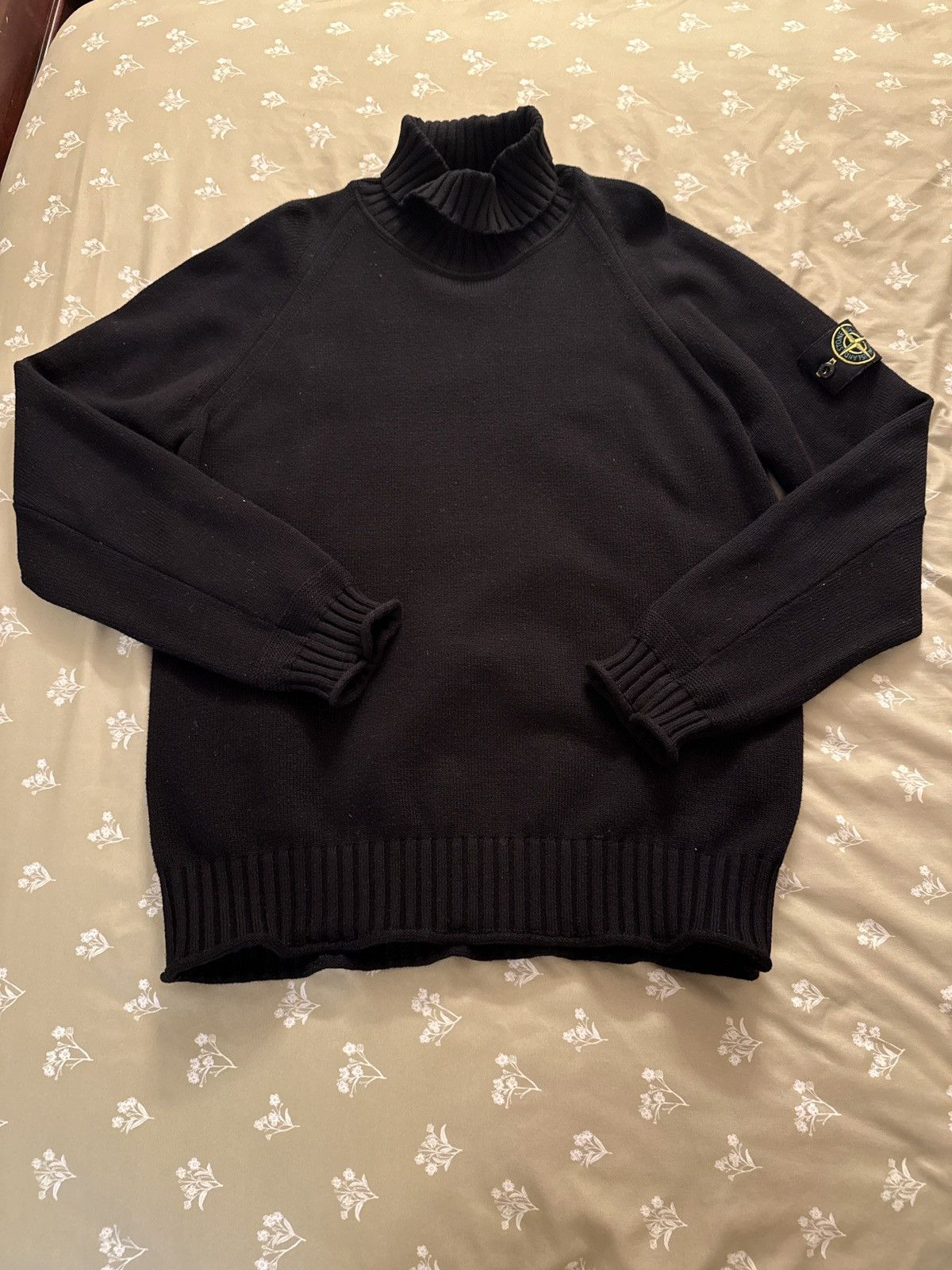 Stone Island Stone island black turtleneck Size US L / EU 52-54 / 3 - 1 Thumbnail