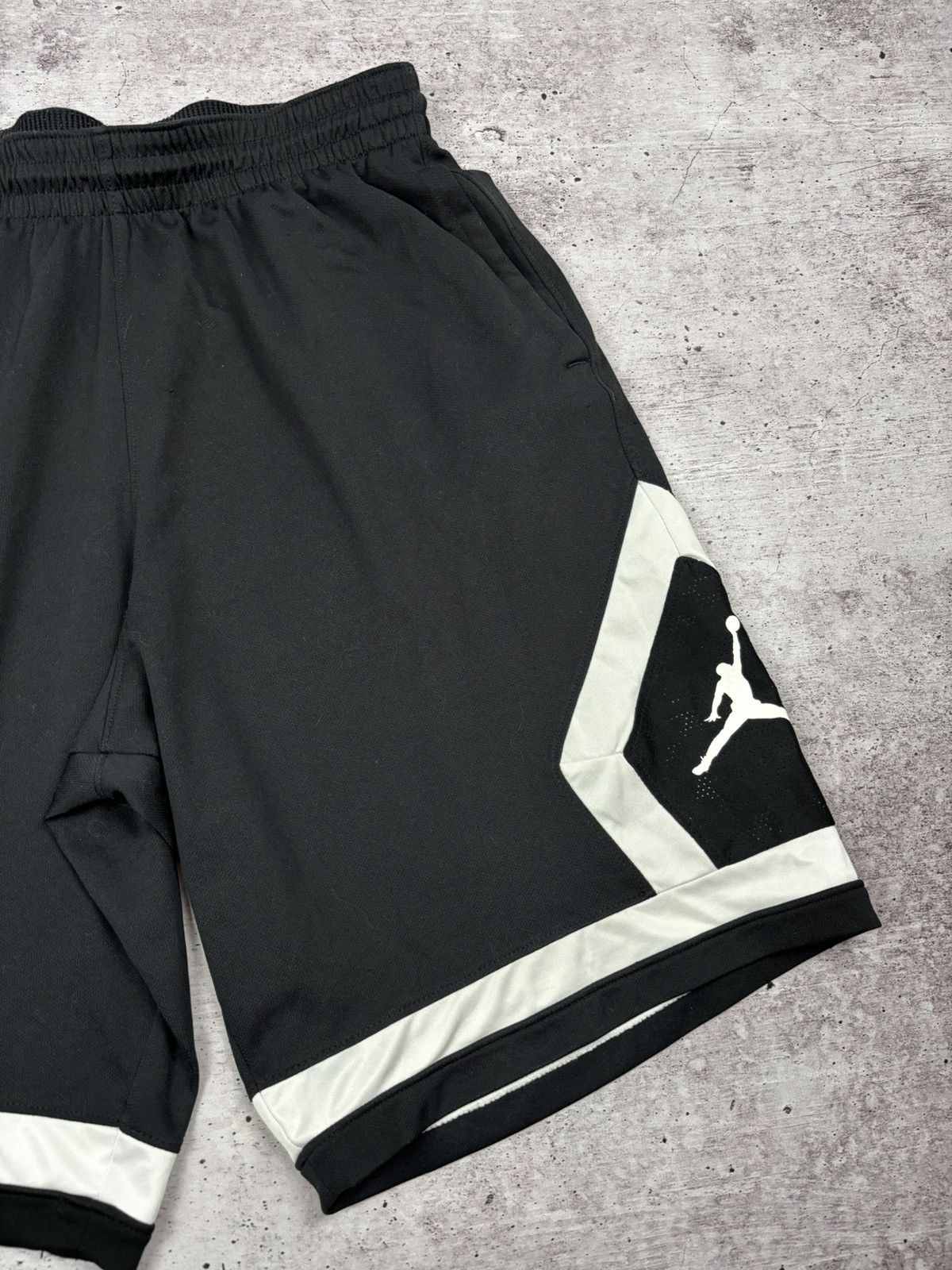 Jordan Brand Jordan crazy shorts size M Size US 32 / EU 48 - 2 Thumbnail