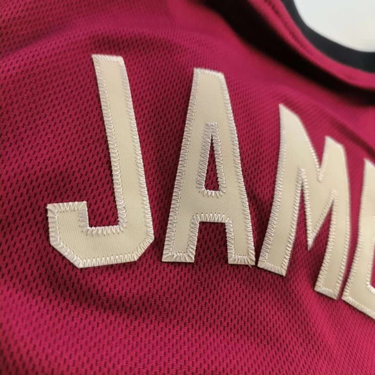 Adidas Miami Heat LeBron James Adidas Swingman alternate NBA jersey Size US S / EU 44-46 / 1 - 9 Thumbnail