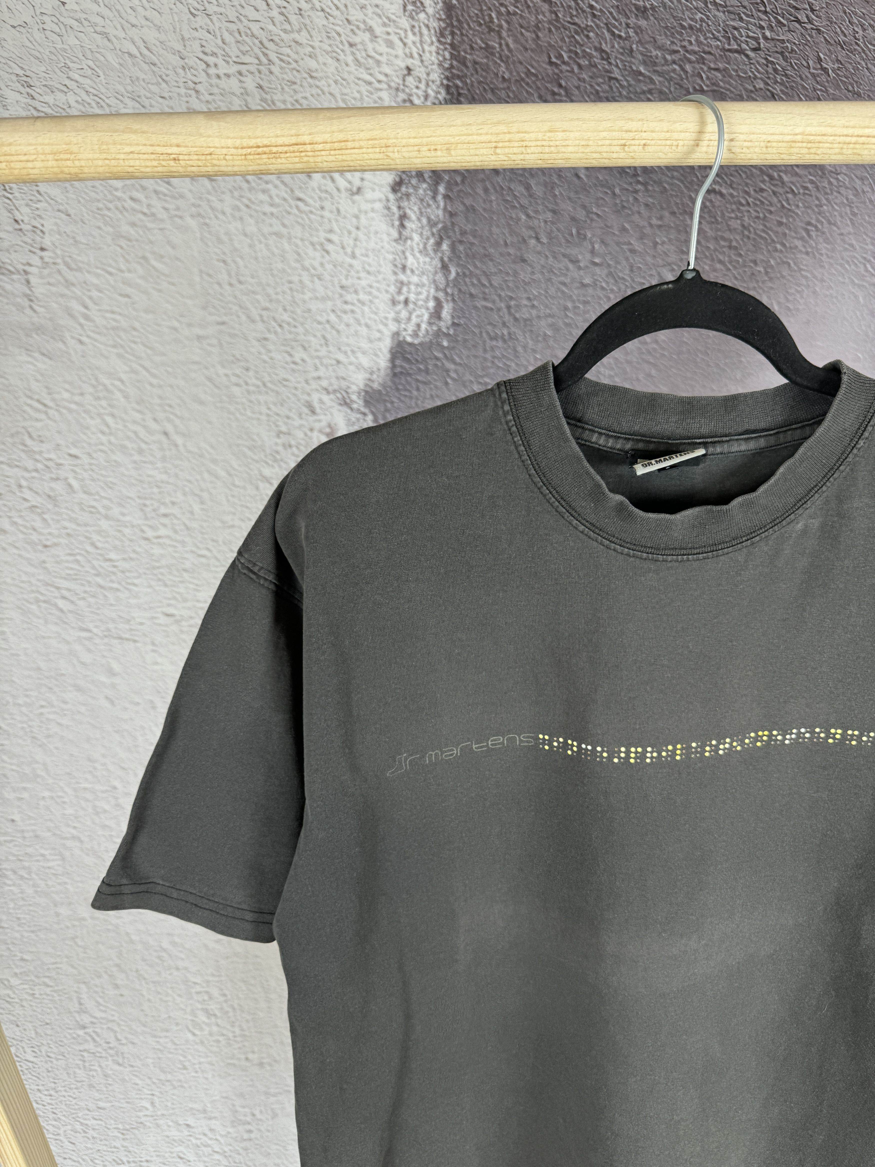 Dr. Martens Dr.Martens OG vintage faded big logo black tee shirt Size US L / EU 52-54 / 3 - 3 Thumbnail