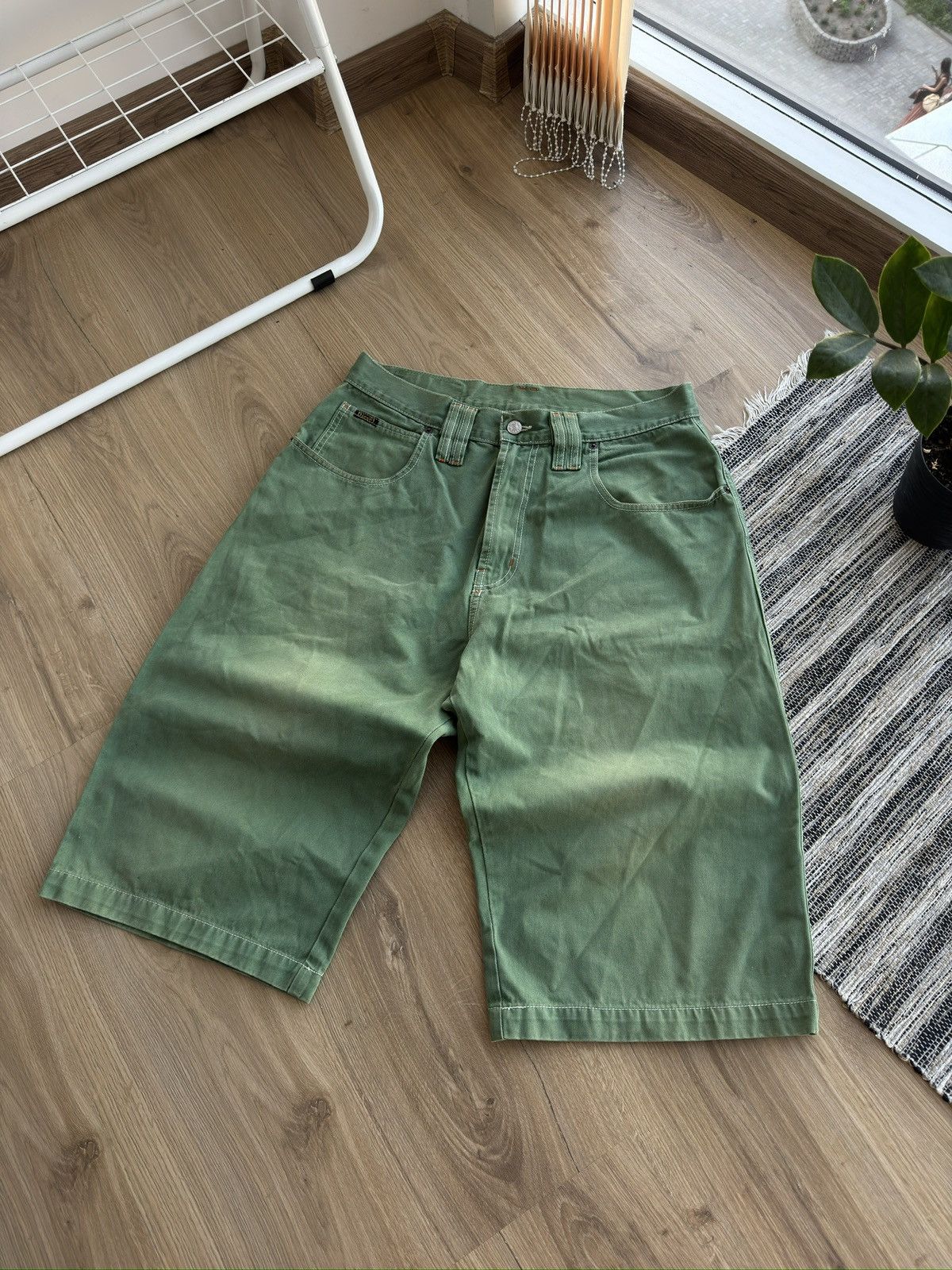 Diesel Vintage Diesel Y2K Faded Baggy Green long denim shorts Size US 32 / EU 48 - 3 Thumbnail