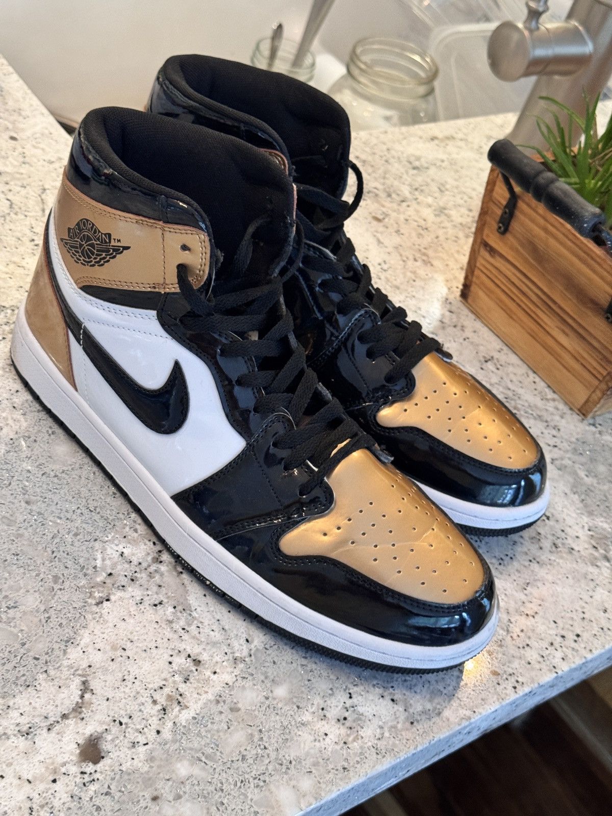 Jordan Brand Air Jordan 1 Retro High OG NRG Gold Toe - Size 11M Size US 11 / EU 44 - 1 Thumbnail