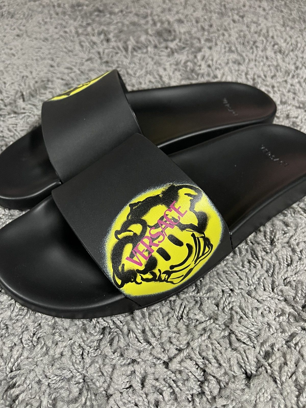 Versace Versace Smile Face Slipper Slide Sandal Size US 9.5 / EU 42-43 - 5 Thumbnail