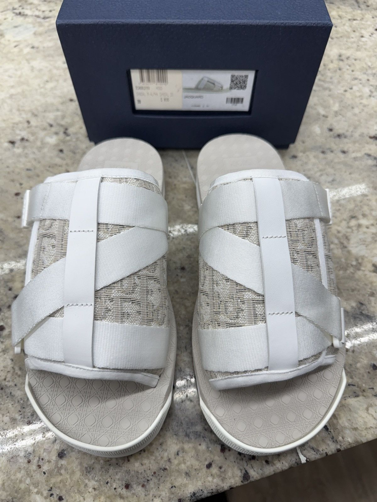 Dior Christian Dior White Sandals Size US 9 / IT 39 - 3 Thumbnail