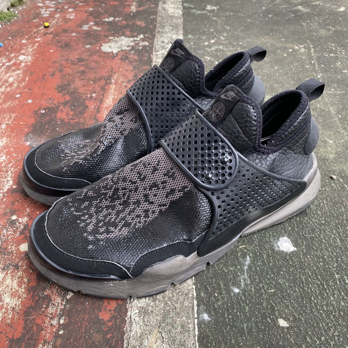 Nike × Stone Island Nike sockdart mid sp stone island black Size US 9 / EU 42 - 1 Thumbnail
