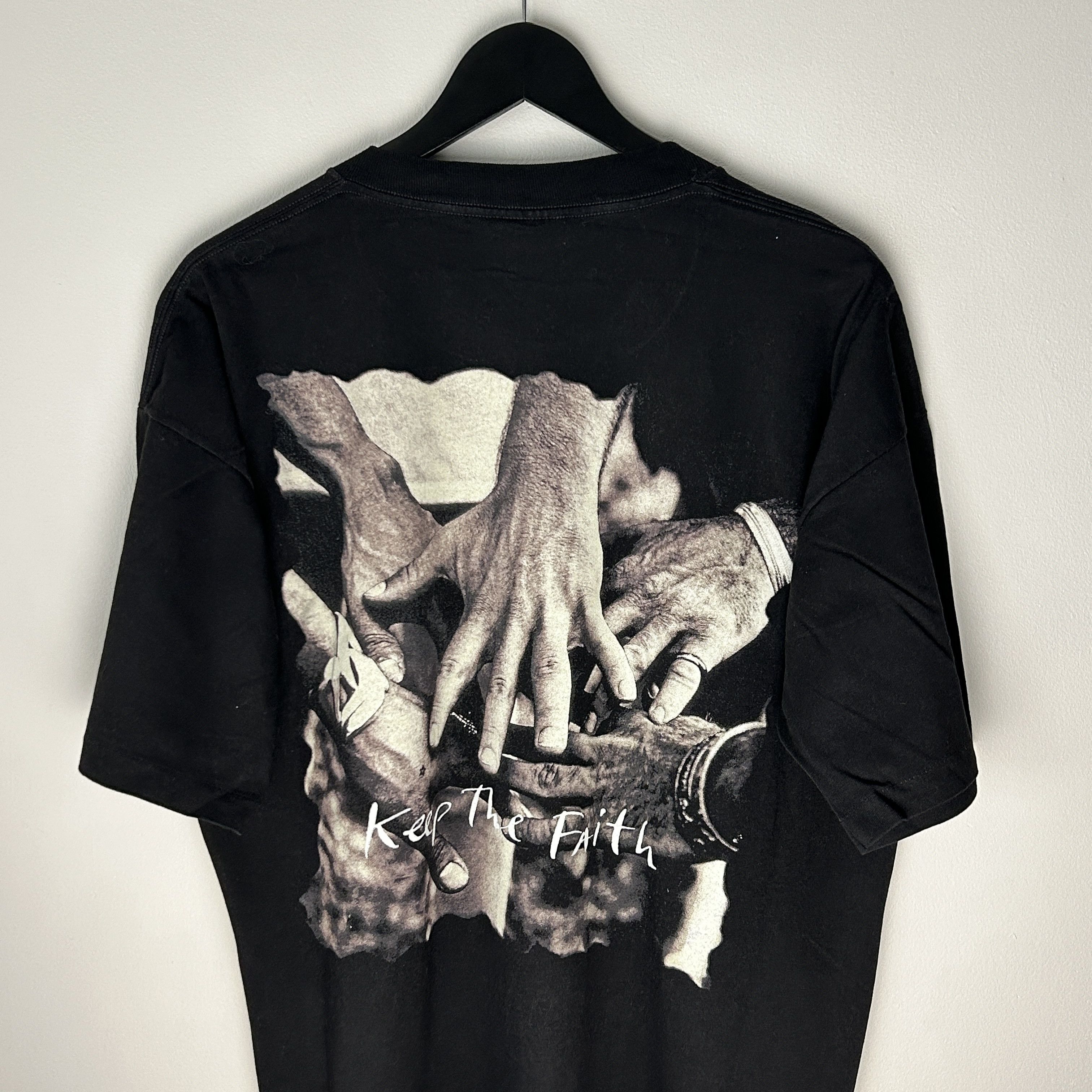 Band Tees Vintage Bon Jovi Keep The Faith 1992 Band T-shirt Size US XL / EU 56 / 4 - 4 Thumbnail