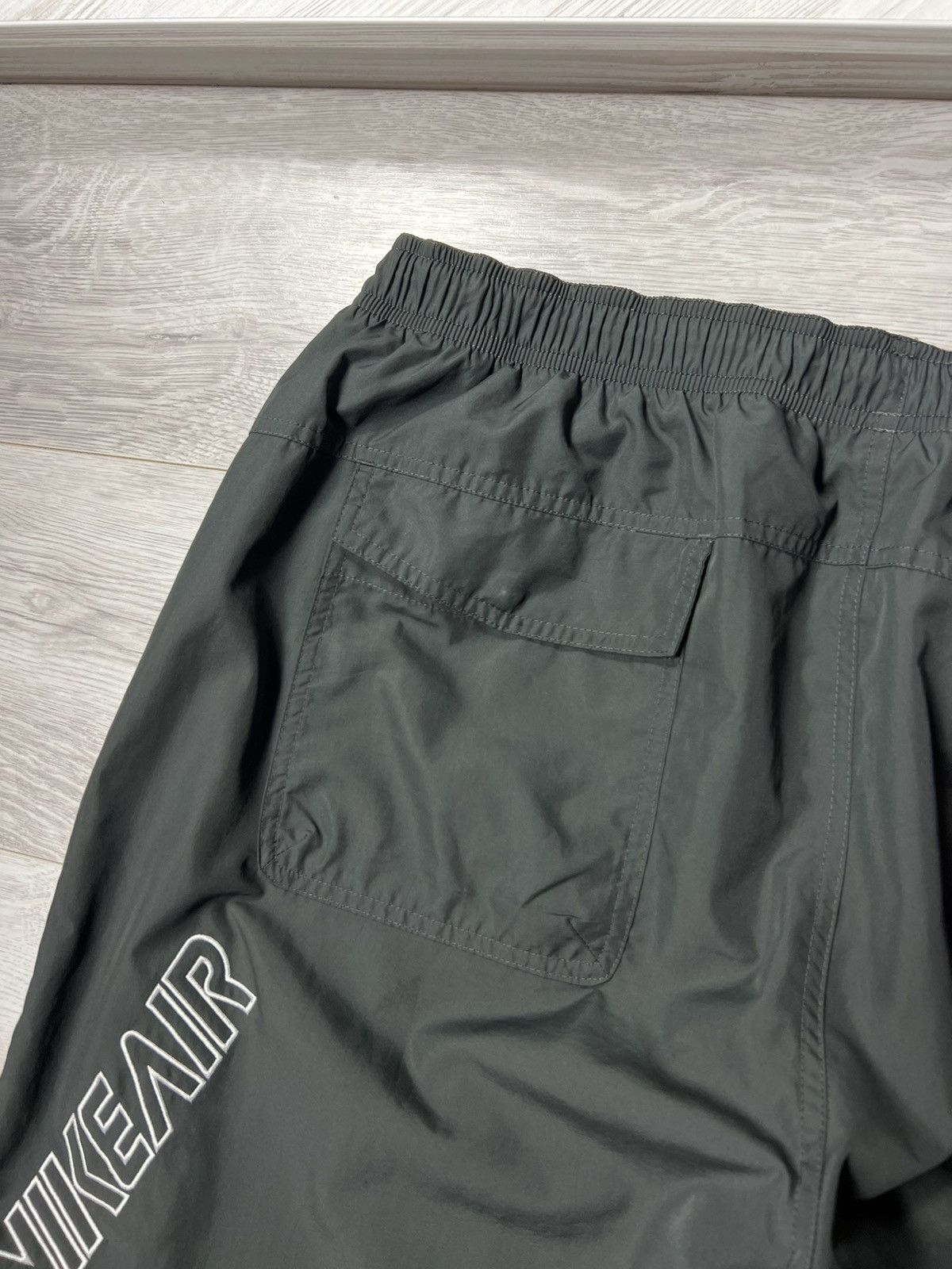 Nike Vintage Nike Air Big Logo Nylon Track Pants (Sweatpants) Size US 40 / EU 56 - 14 Thumbnail