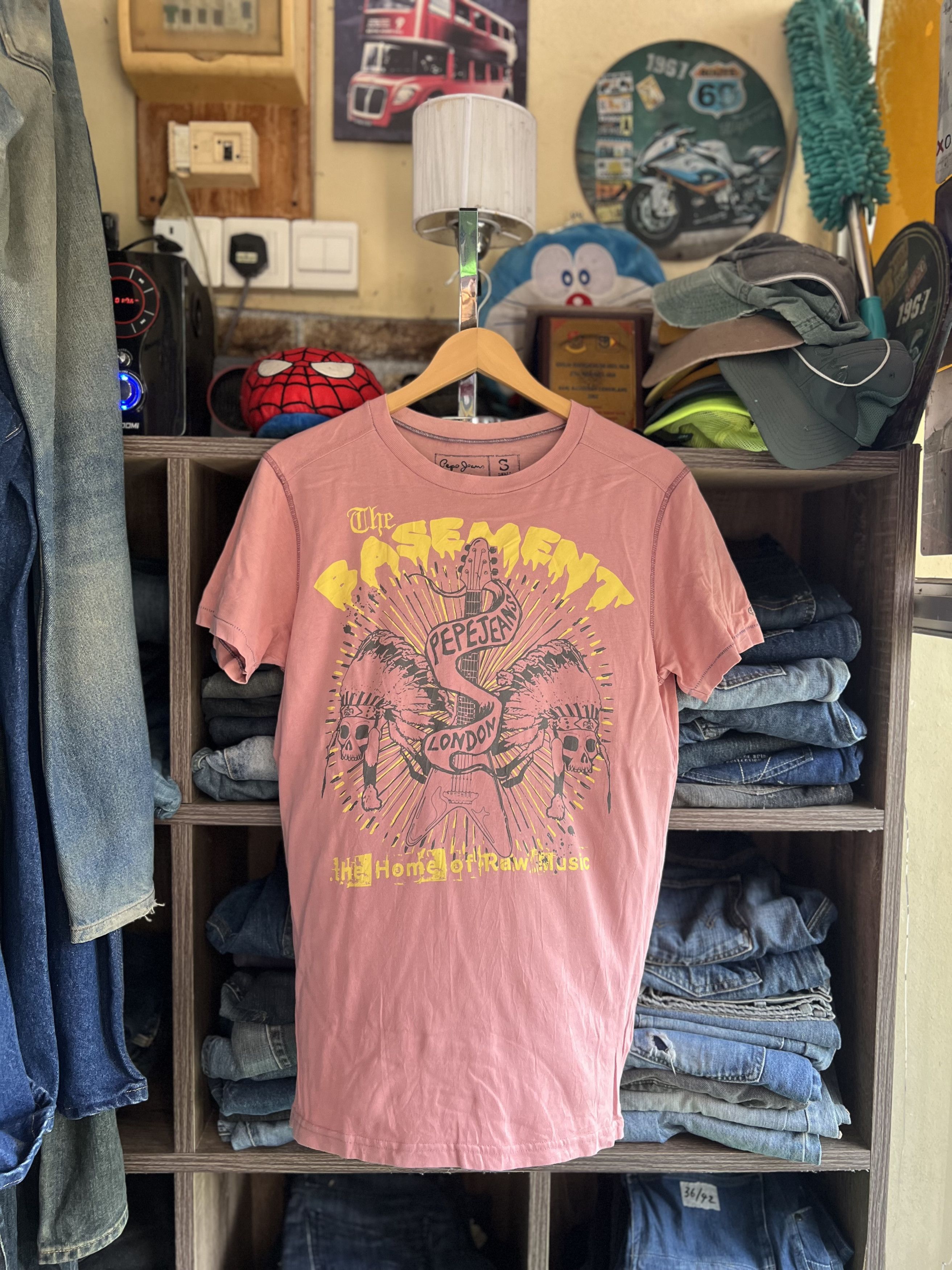 Pepe Jeans 🔥Pepe Jeans The Home of Raw Music Tee Size US S / EU 44-46 / 1 - 12 Thumbnail