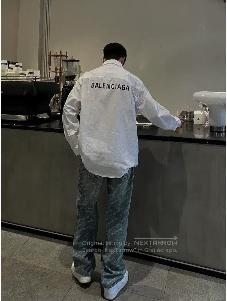 Balenciaga Balenciaga Back Logo Long Sleeve White Shirt Size XS / US 0-2 / IT 36-38 - 8 Thumbnail
