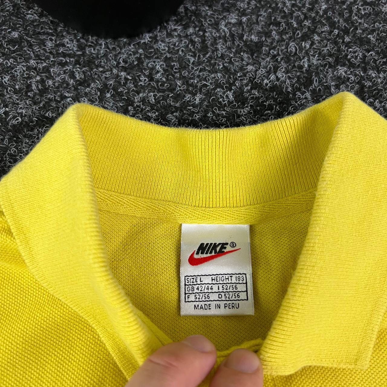 Nike Nike Polo Vintage Yellow Mini Swoosh Black Logo 90s Style Size US L / EU 52-54 / 3 - 4 Thumbnail