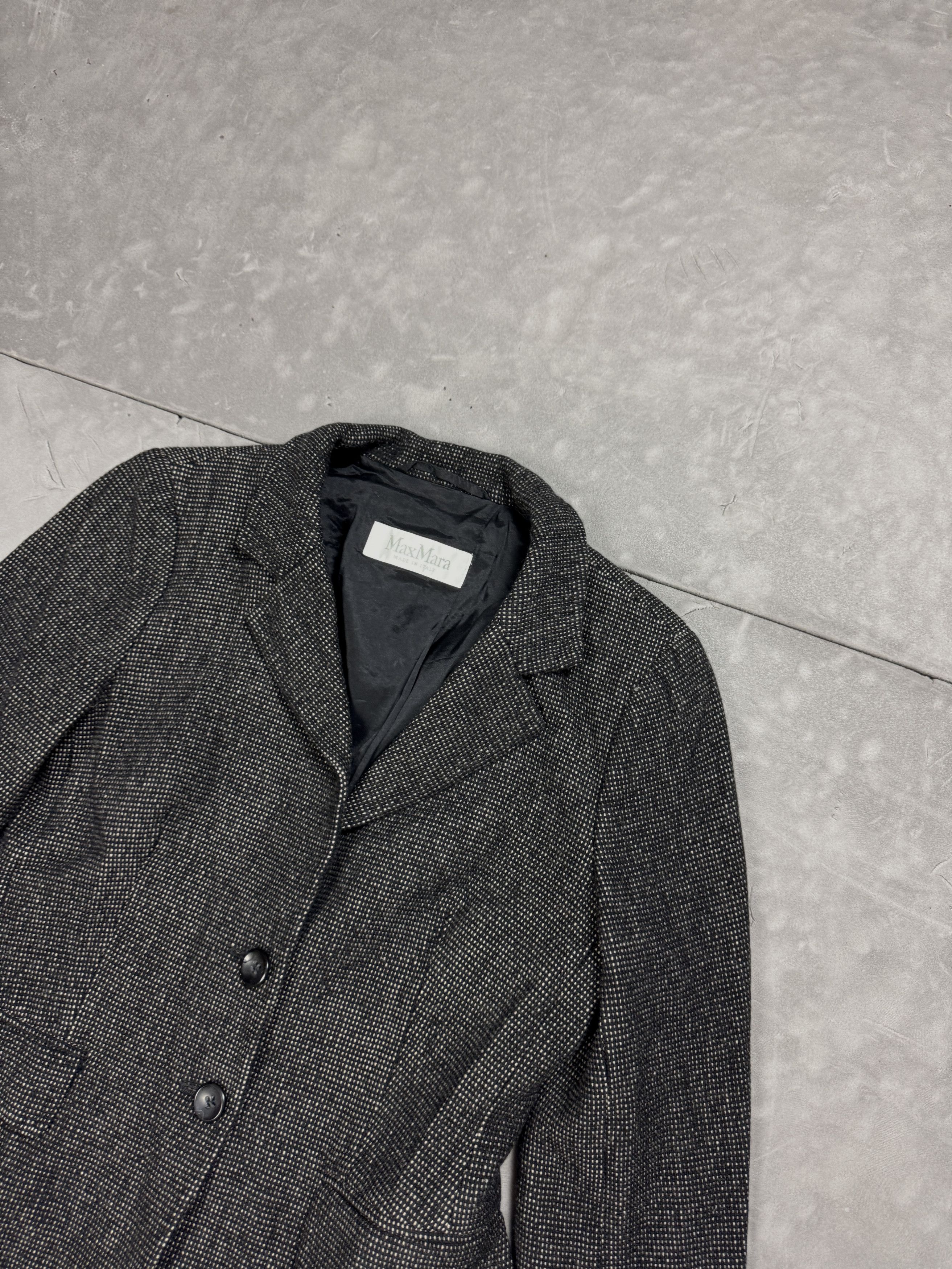 Max Mara Max Mara women’s black blazer/jacket (M/L) formal vintage Size M / US 6-8 / IT 42-44 - 3 Thumbnail