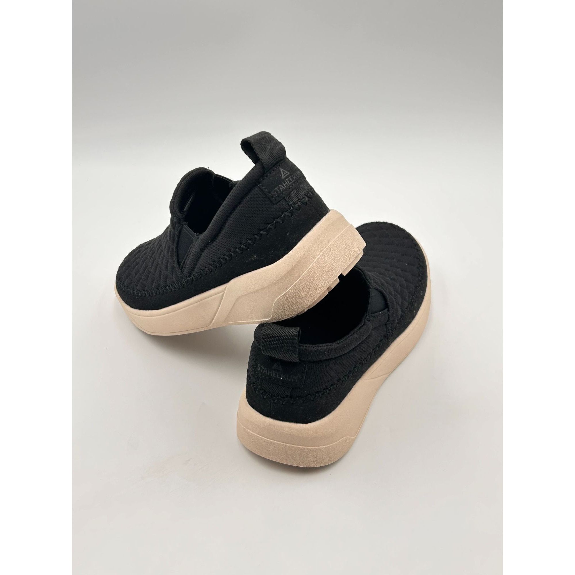 Other Staheekum Quilted Slip-On – Black – Women’s 6 Size US 6 / IT 36 - 2 Thumbnail