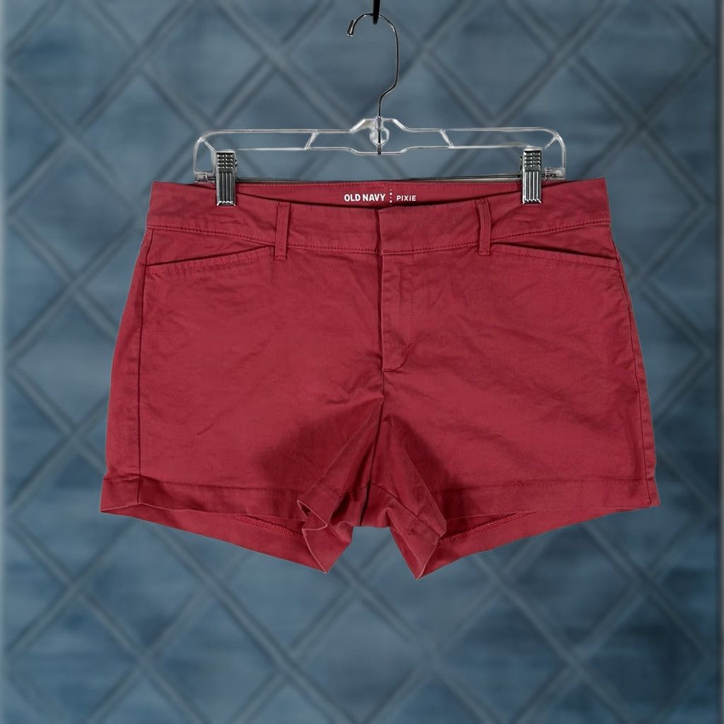 Old Navy Old Navy Pink Chino Shorts Womens 8 Regular Mid Rise Solid Casual Size 30" / US 8 / IT 44 - 1 Thumbnail