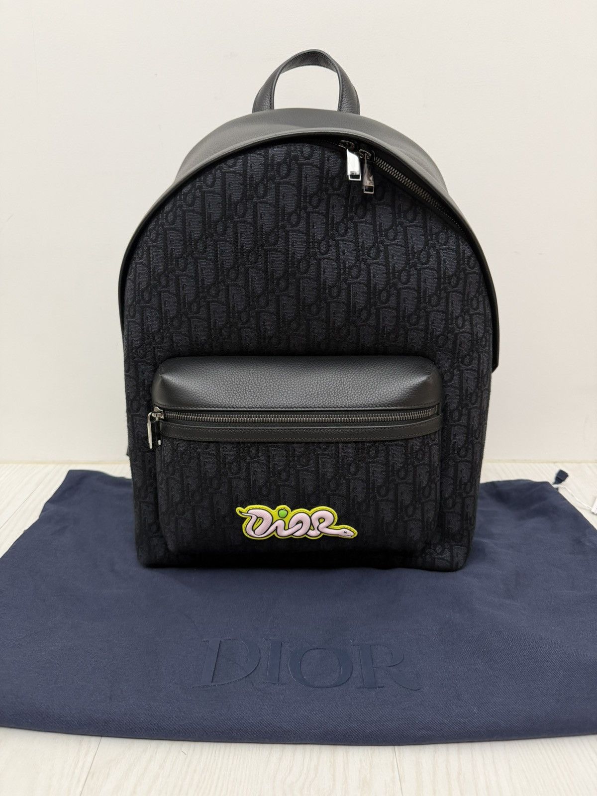 Dior × Kaws Dior X KAWS Rider 2.0 Zipped Backpack Black Size ONE SIZE - 1 Thumbnail