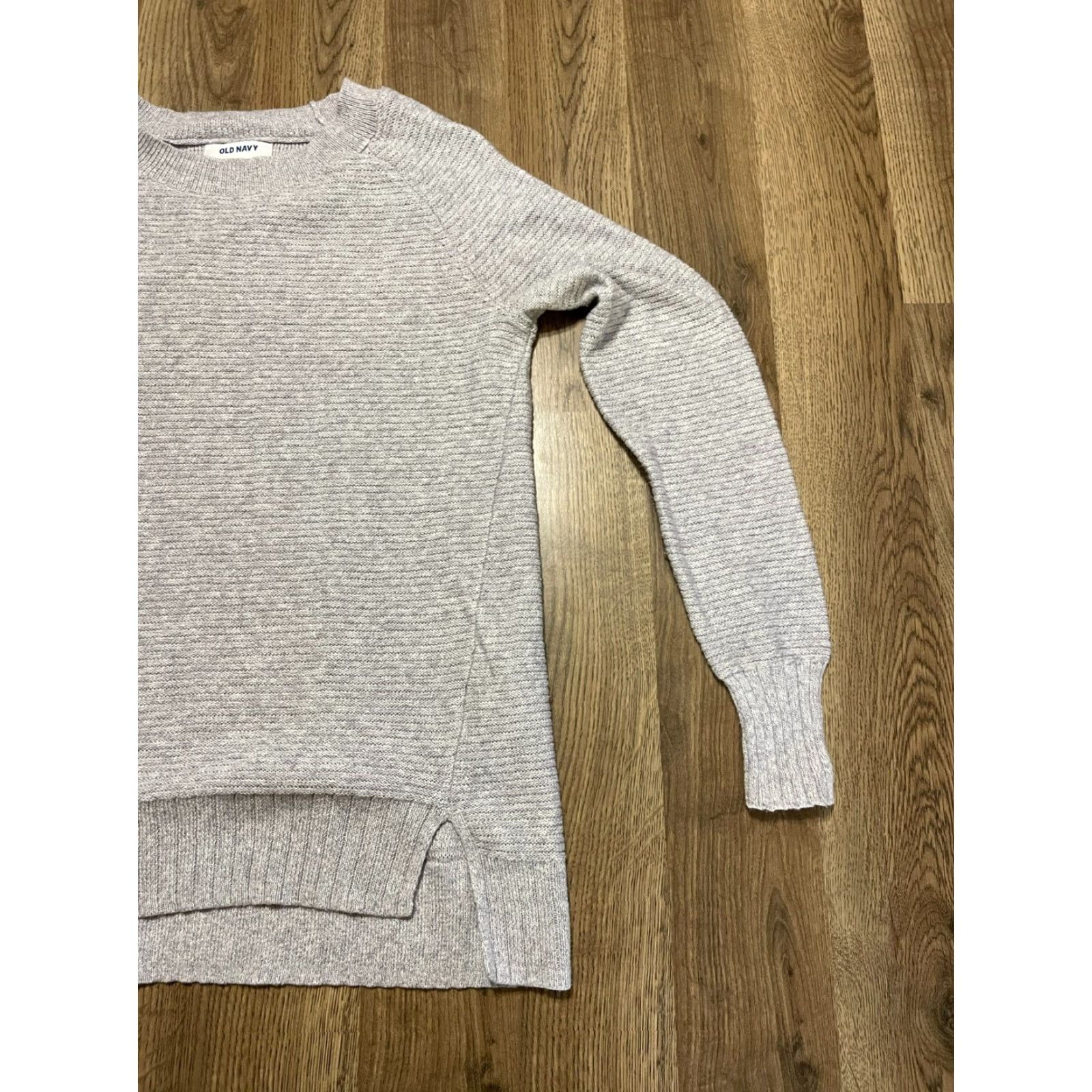 Old Navy Old Navy Shirt Women’s Small Gray Long Sleeve Crew Neck T-Shirt Casual Regular Pullover Size S / US 4 / IT 40 - 4 Thumbnail