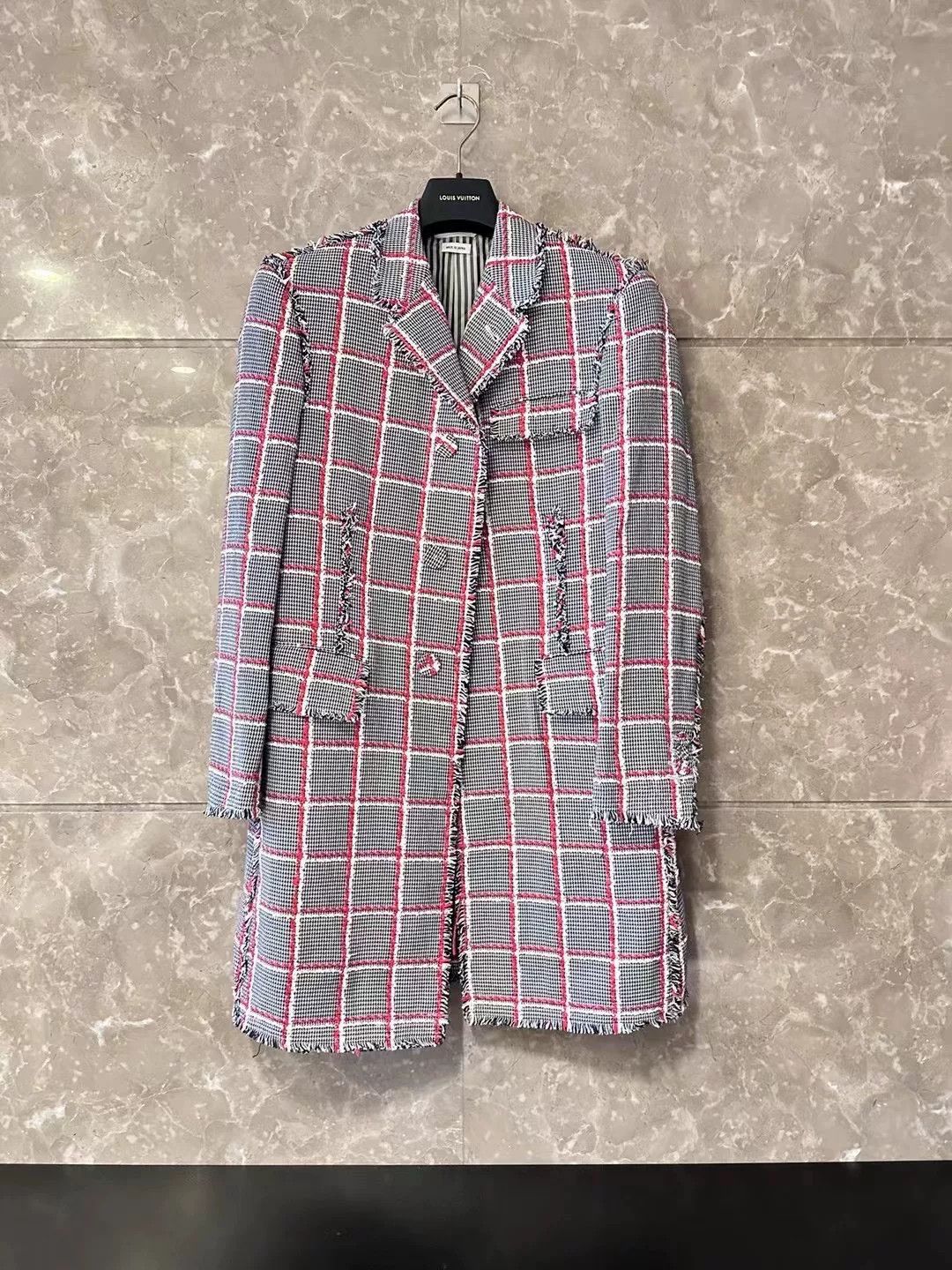 Thom Browne Thom Browne Red White Plaid Knit Coat Size US S / EU 44-46 / 1 - 1 Thumbnail