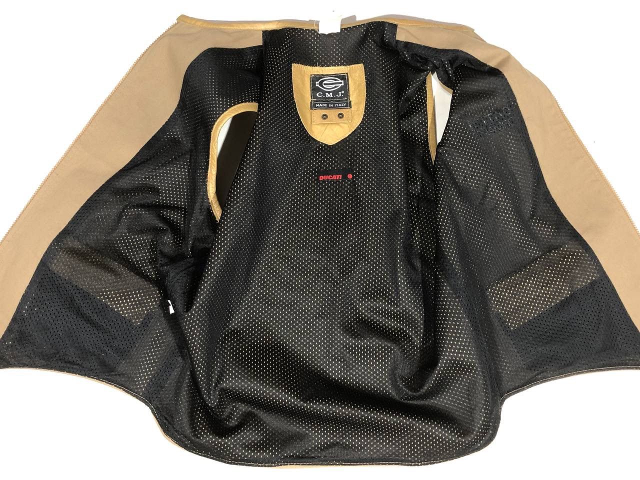 Ducati × Vintage Ducati Performance By C.M.J. Racing Moto Vest Size US M / EU 48-50 / 2 - 9 Thumbnail