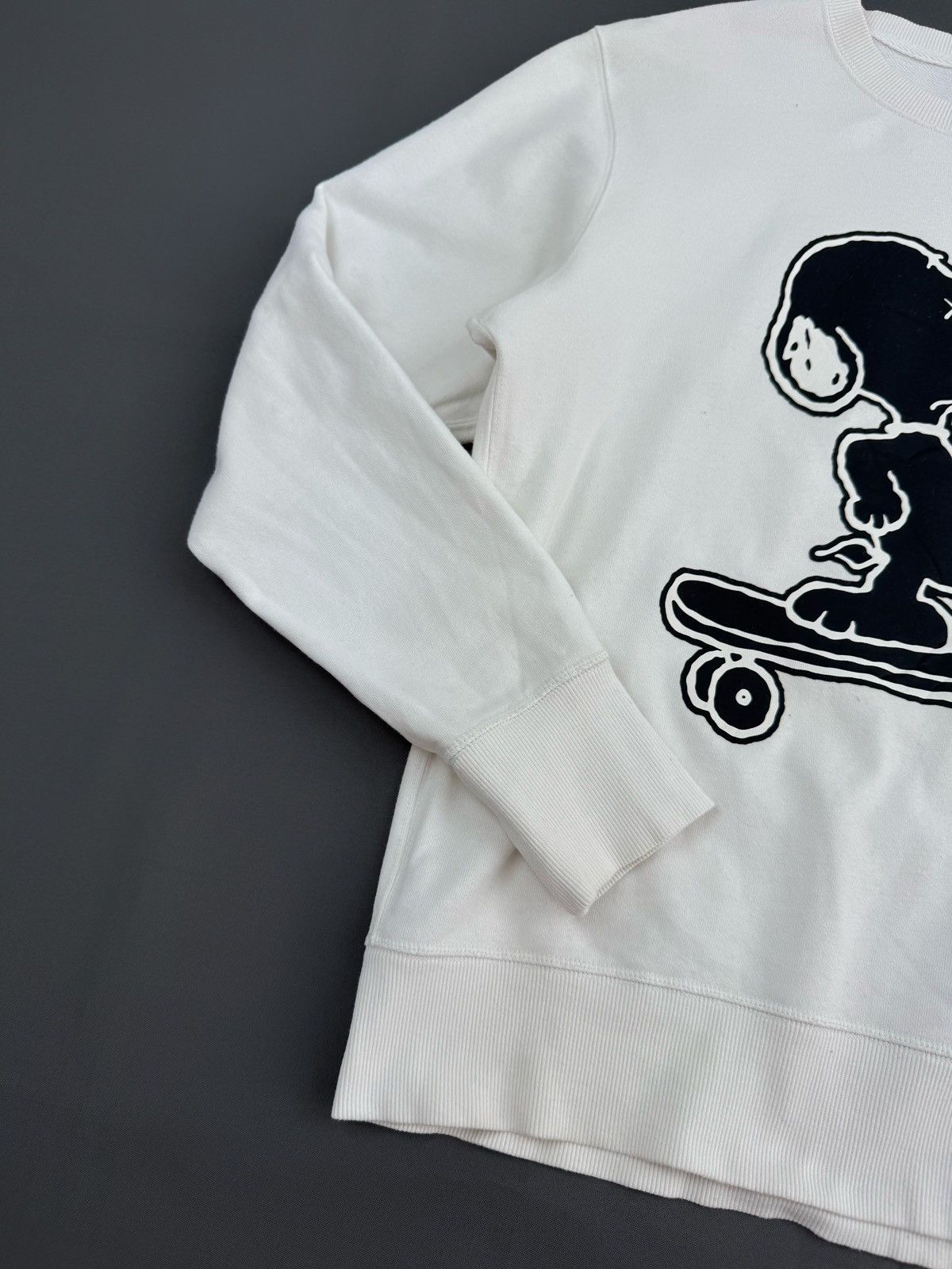 Kaws × Peanuts × Uniqlo Distressed Uniqlo x Kaws x Peanuts Graphic Sweatshirt Size US S / EU 44-46 / 1 - 3 Thumbnail
