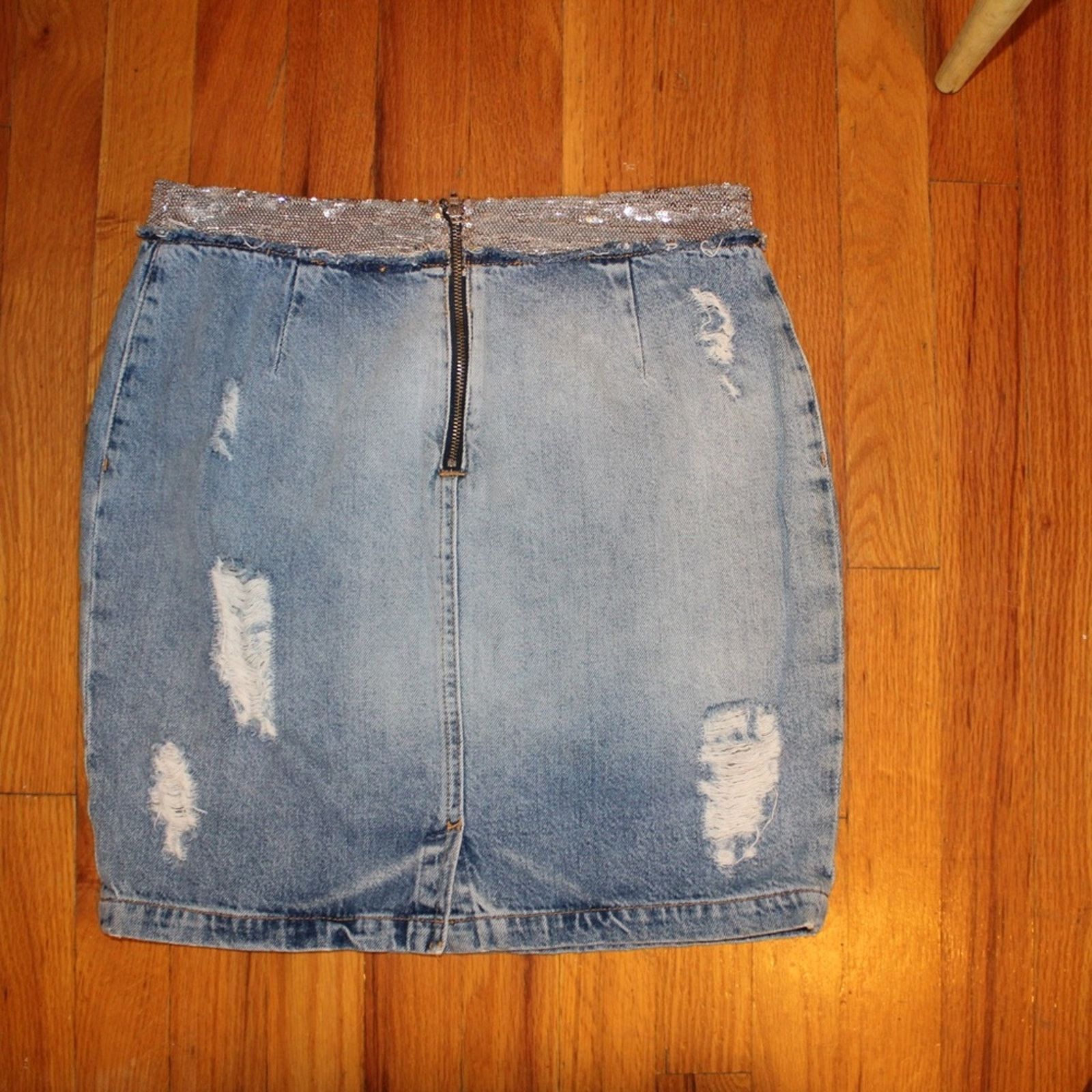 Iro IRO Distressed Sequin Jean Skirt Size 30" / US 8 / IT 44 - 2 Thumbnail