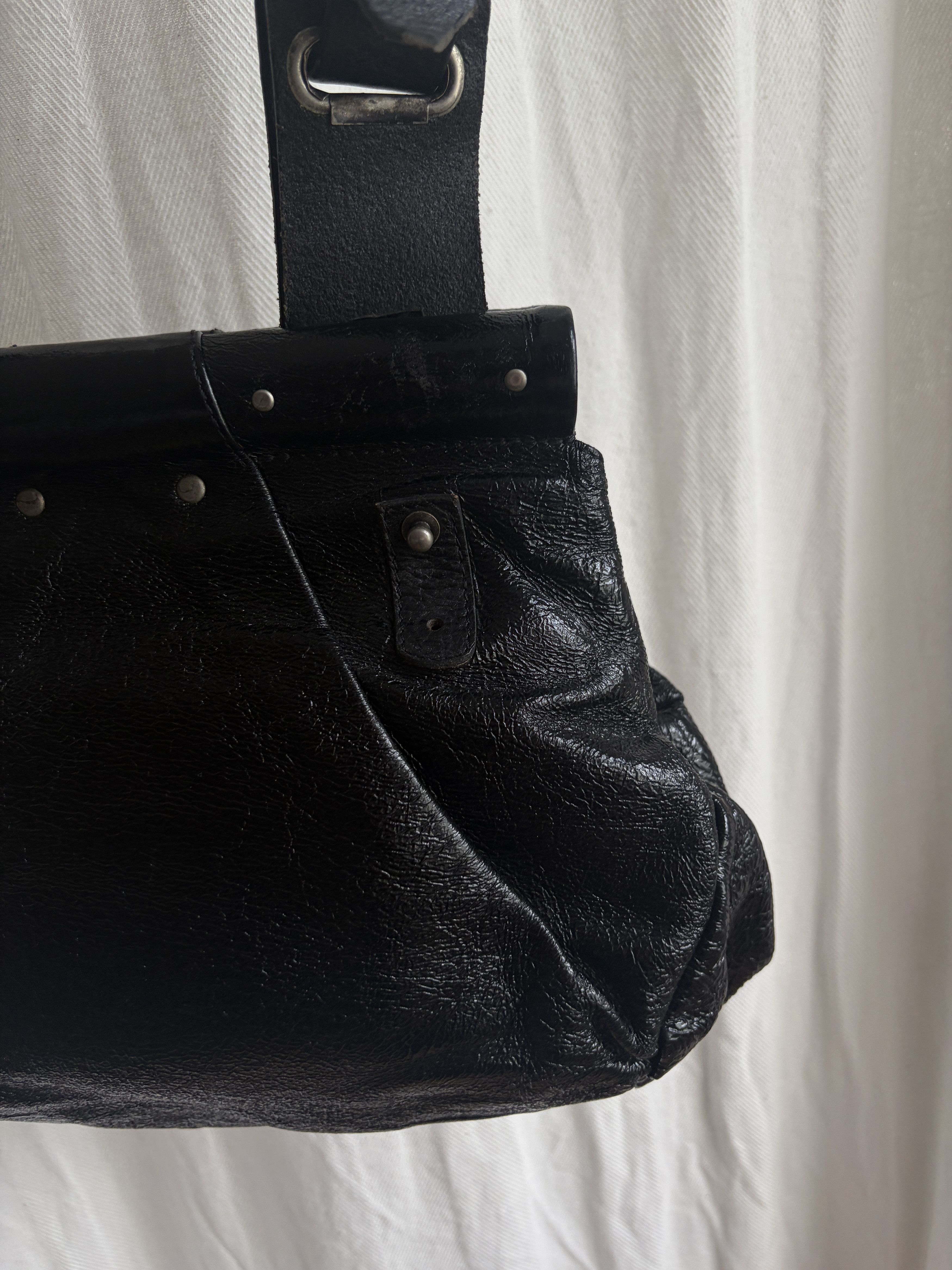 Dries Van Noten 90s Glossed Leather Crossbody Size ONE SIZE - 11 Thumbnail