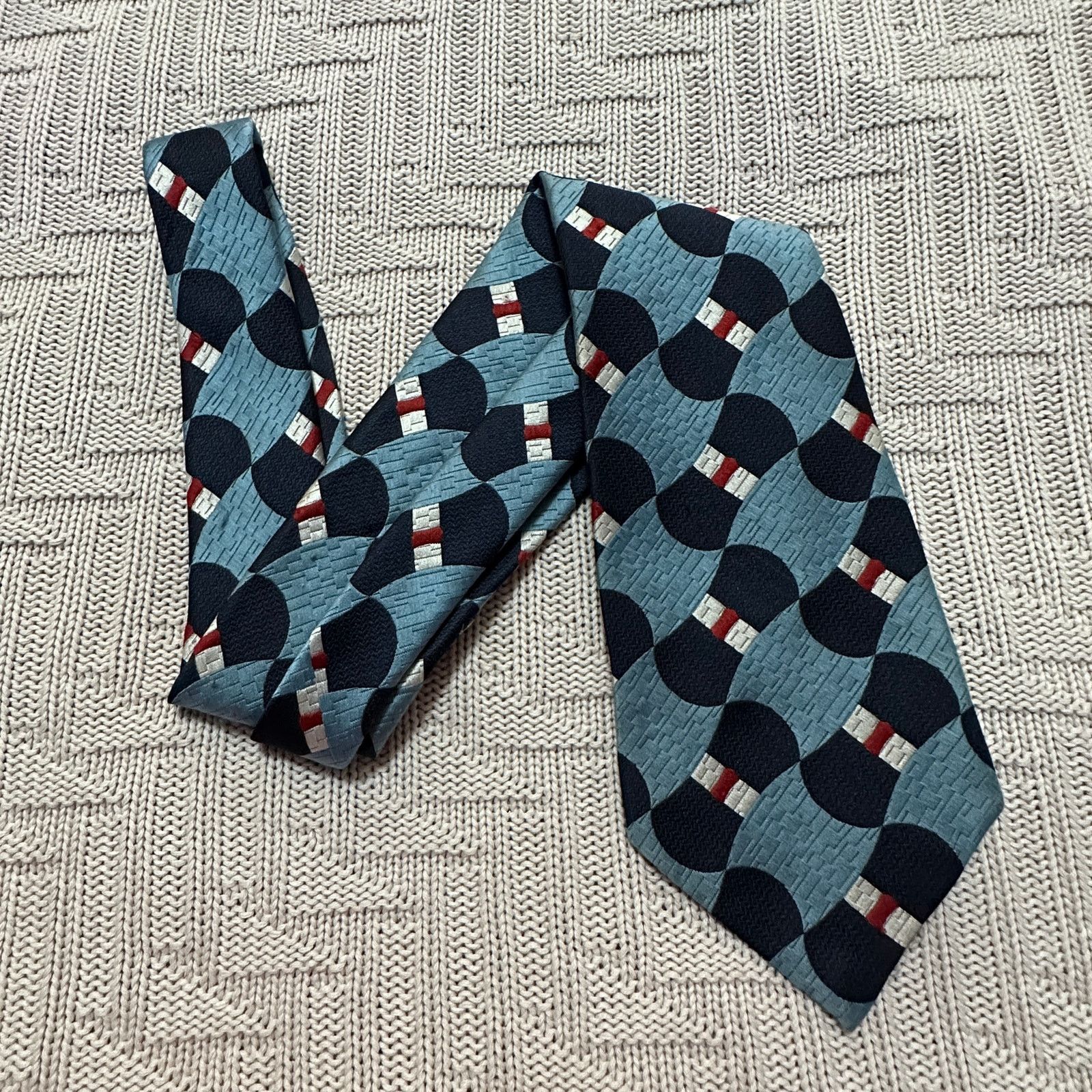 Oleg Cassini Vintage Oleg Cassini blue pattern men's tie Size ONE SIZE - 1 Thumbnail