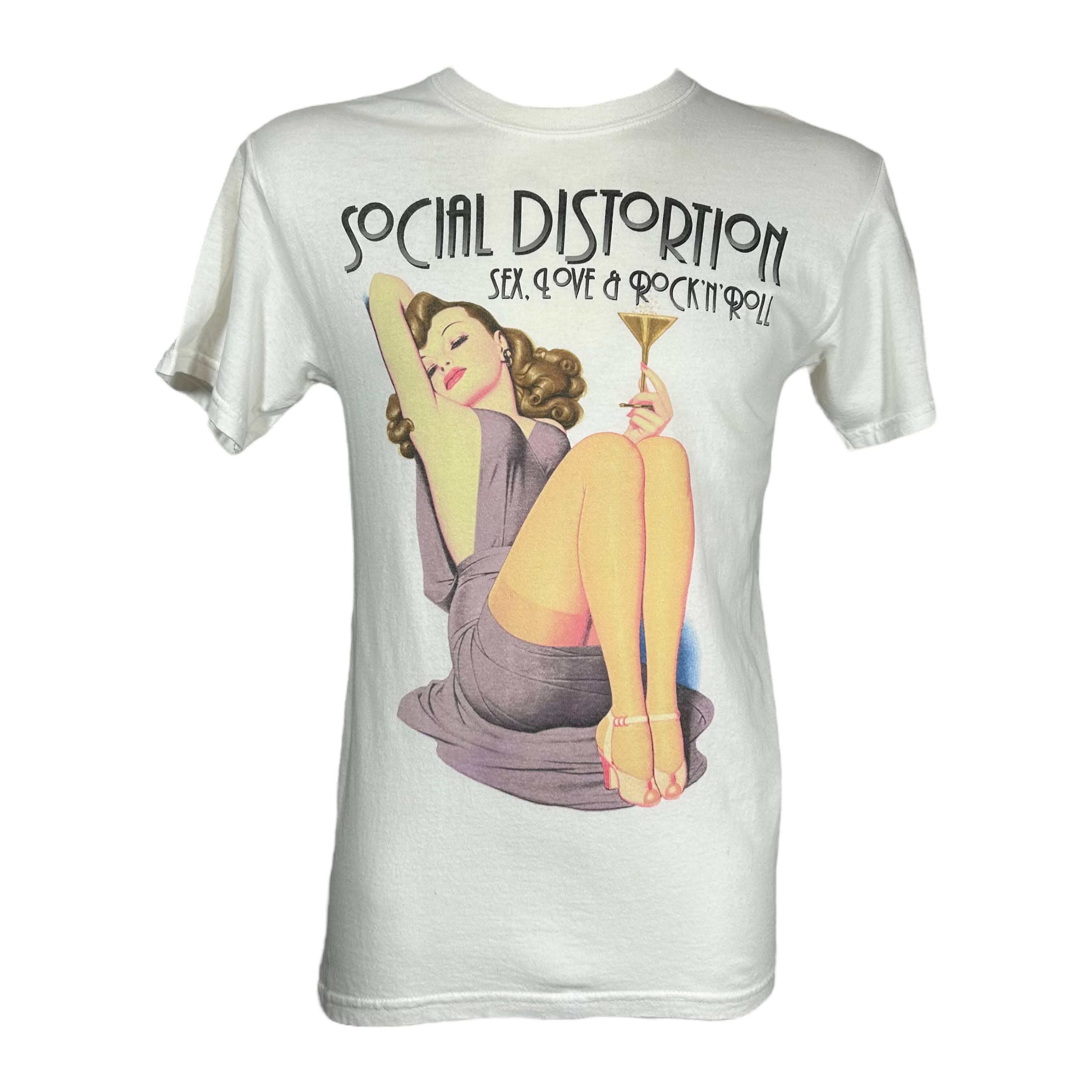 Band Tees × Vintage Social Distortion Sex Love & Rock n Roll Pinup 