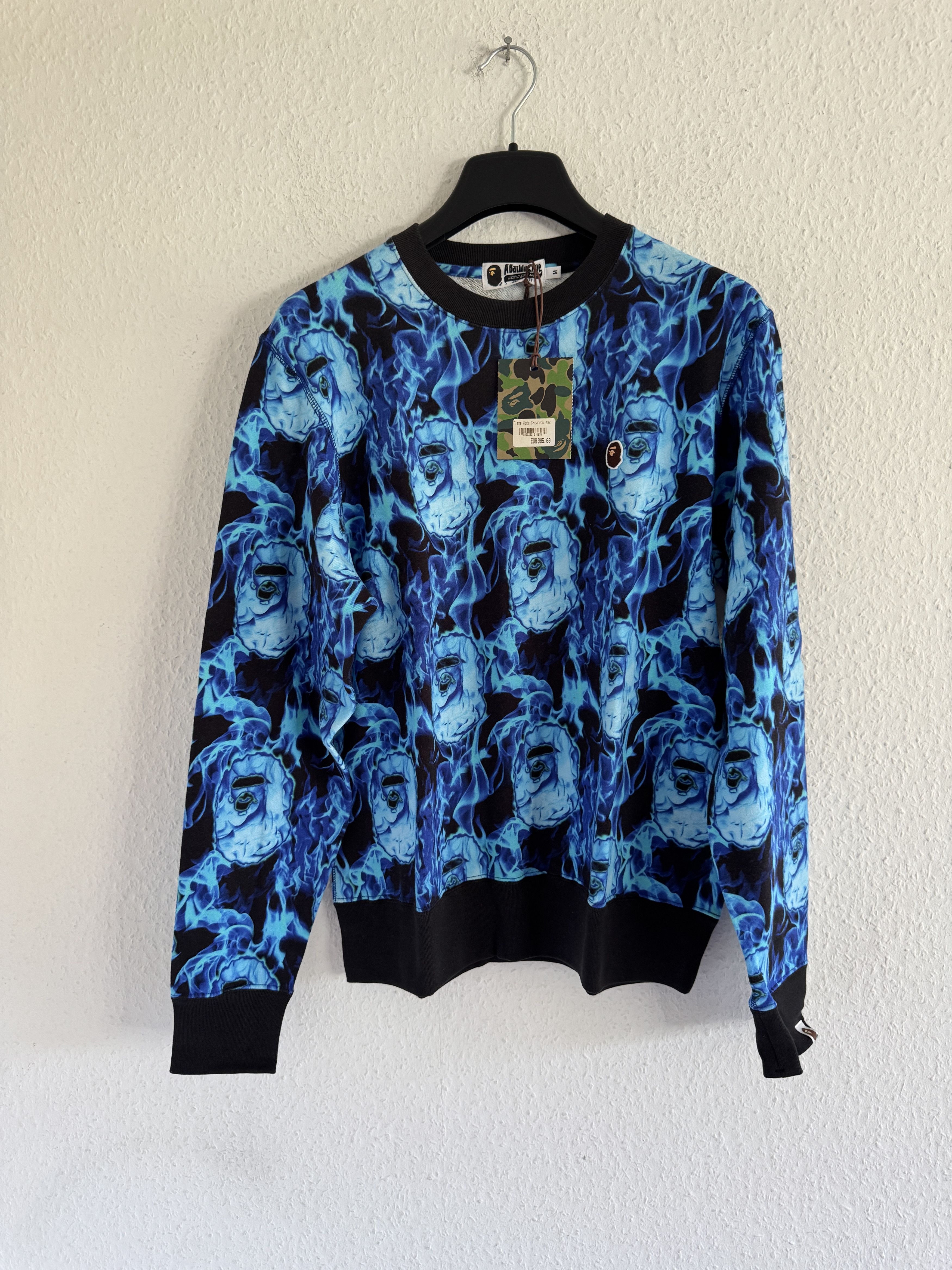 Bape Flame Allover Print Crewneck Size US M / EU 48-50 / 2 - 6 Thumbnail