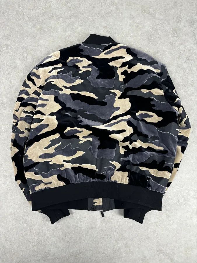 Emporio Armani FW2020 Emporio Armani Camo Velvet Padded Bomber Jacket Size US M / EU 48-50 / 2 - 4 Thumbnail