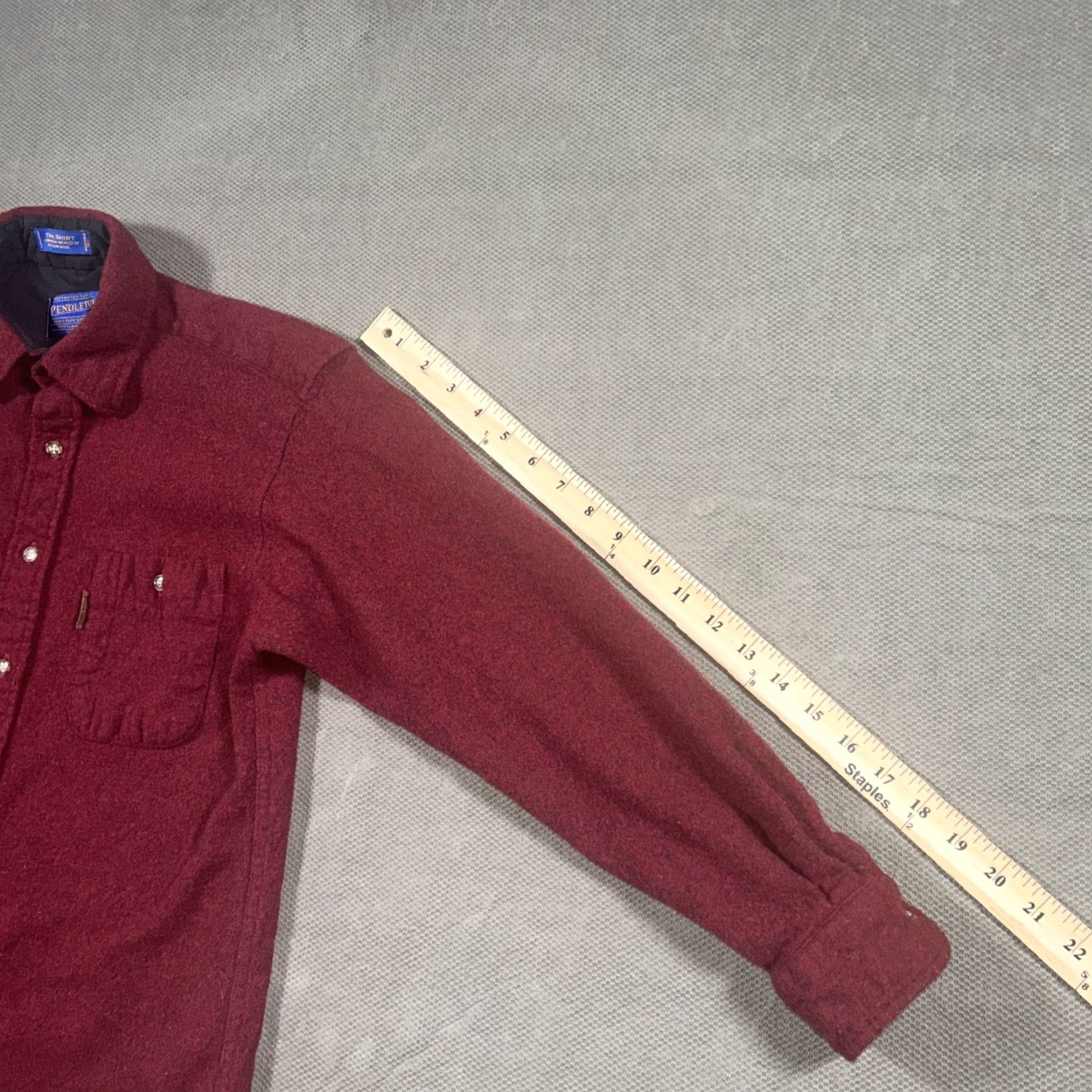 Pendleton Pendleton Trail Shirt Mens L Red Wool Virgin Wool Elbow Patches Button-Up Pocket Classic Outdoor USA 100% Virgin Wool Size US L / EU 52-54 / 3 - 7 Thumbnail