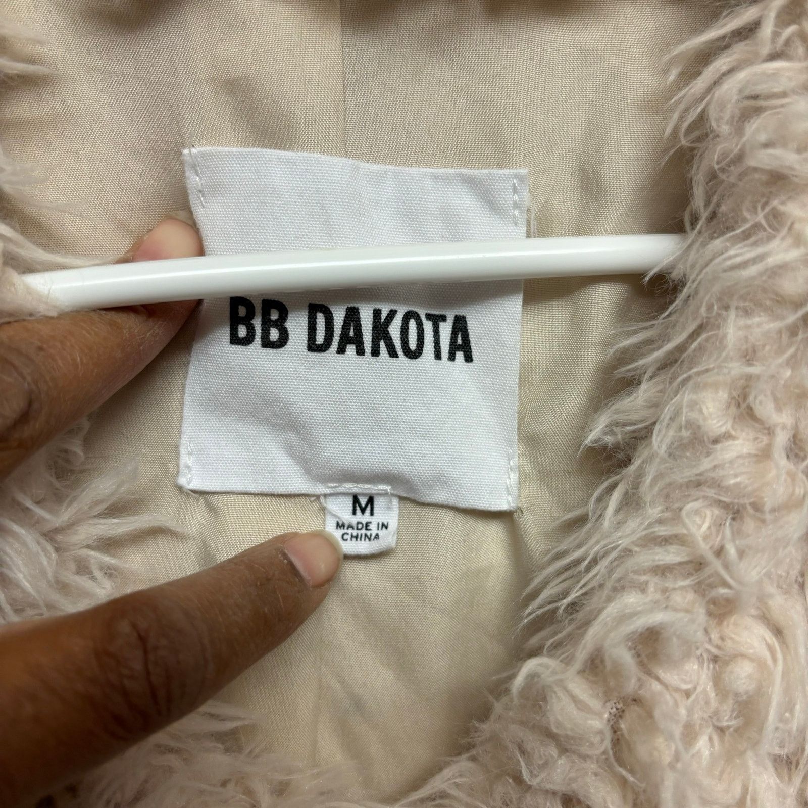BB Dakota BB Dakota Faux Animal Fur Jacket Womens Medium Wrap Around Size M / US 6-8 / IT 42-44 - 2 Thumbnail