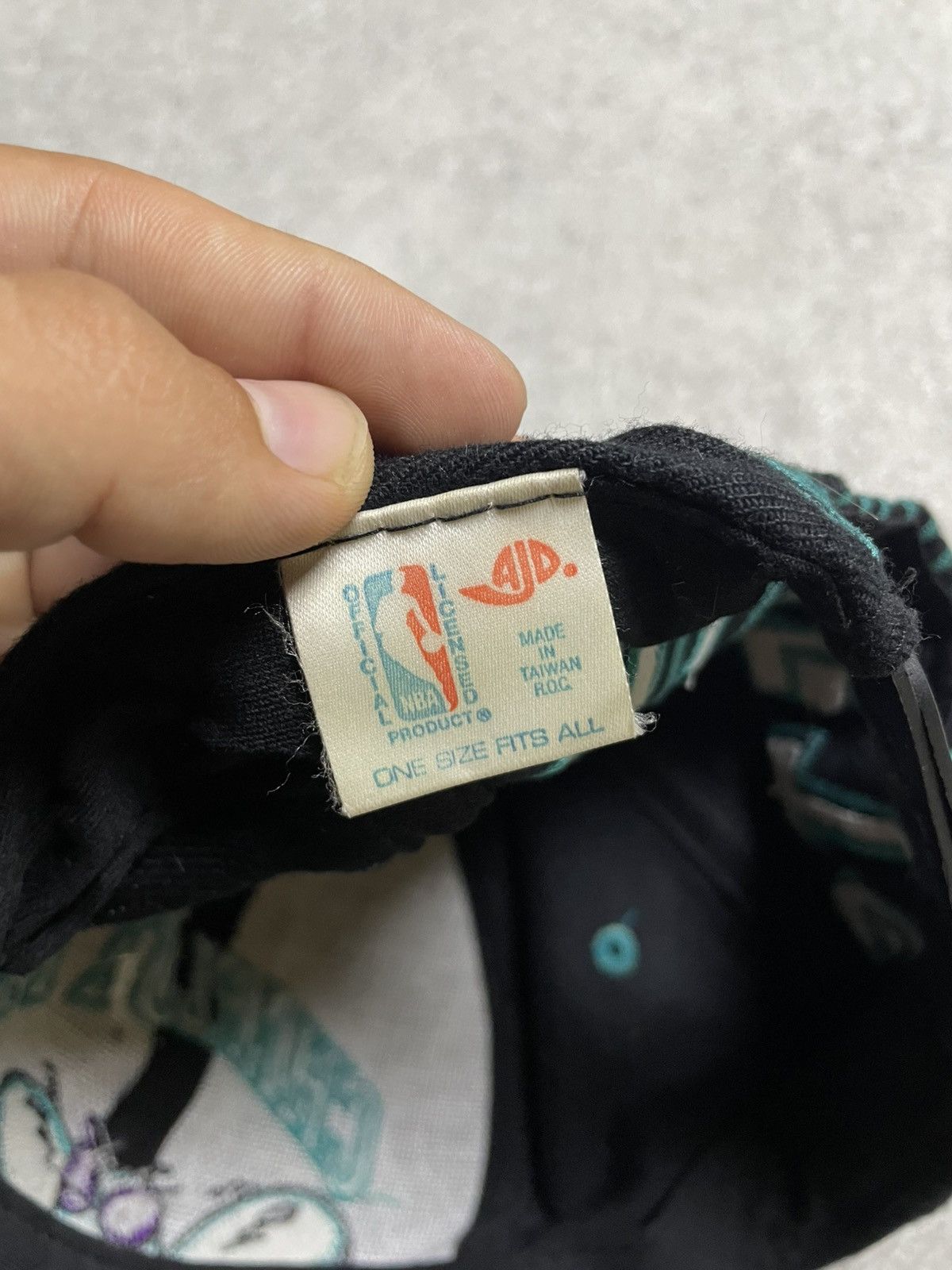 Drew Pearson NFL NBA CHARLOTTE HORNETS SNAPBACK (90s Buzzkiller Energy) Size ONE SIZE - 6 Thumbnail