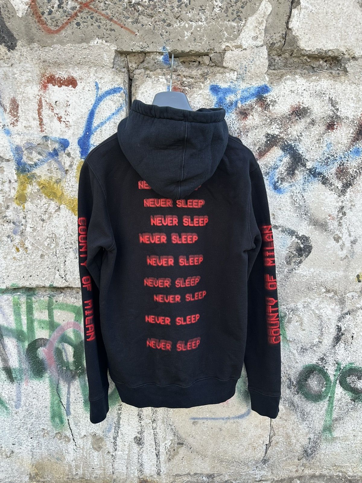Marcelo Burlon Mercelo Burlon Hoodie County of Milan "Never Sleep" Large Size US L / EU 52-54 / 3 - 4 Thumbnail
