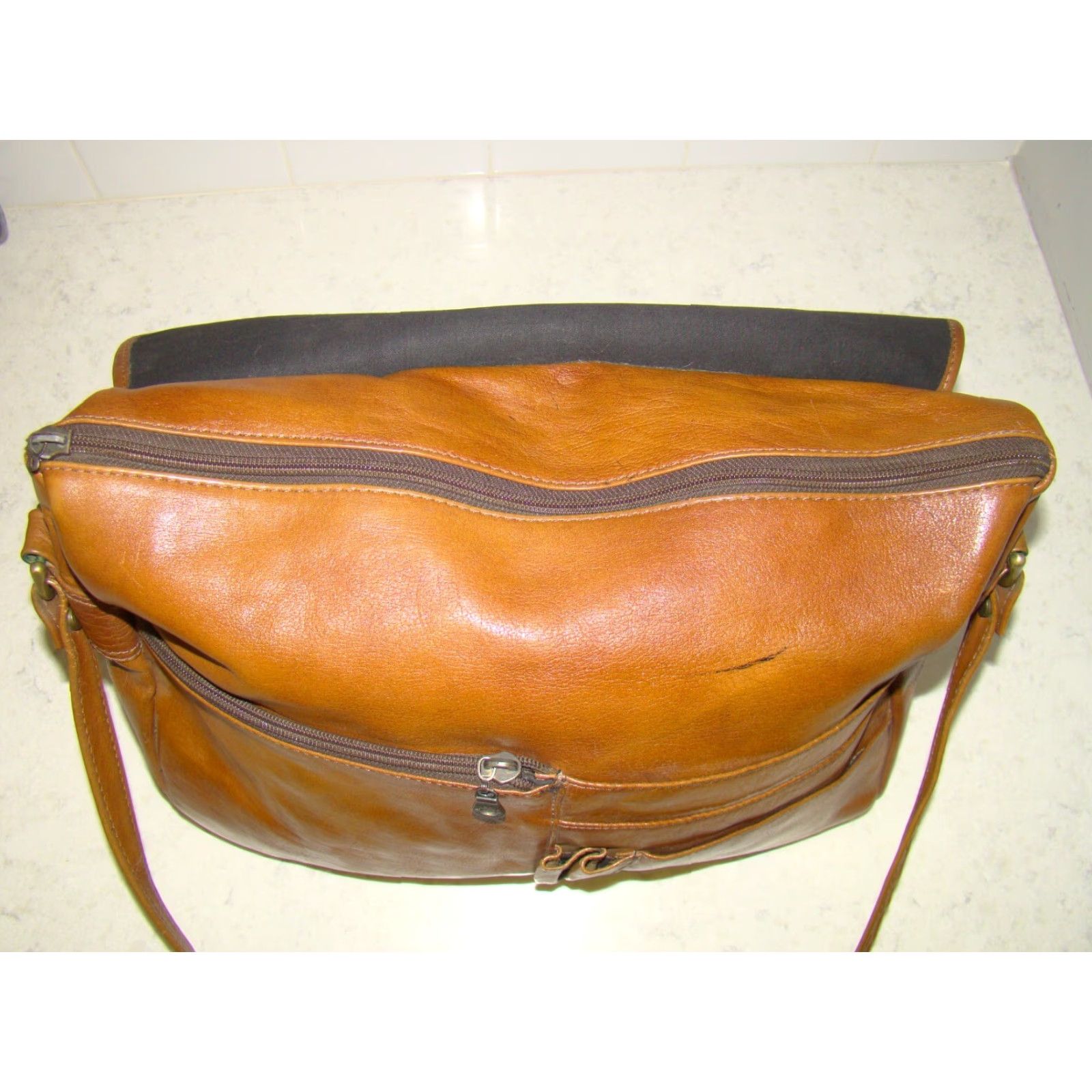 Vintage VINTAGE HiDESIGN Brown Leather Messenger Crossbody Bag Adjustable Shoulder Strap Unisex Adult 15"x12"x5" Brown Size ONE SIZE - 5 Thumbnail