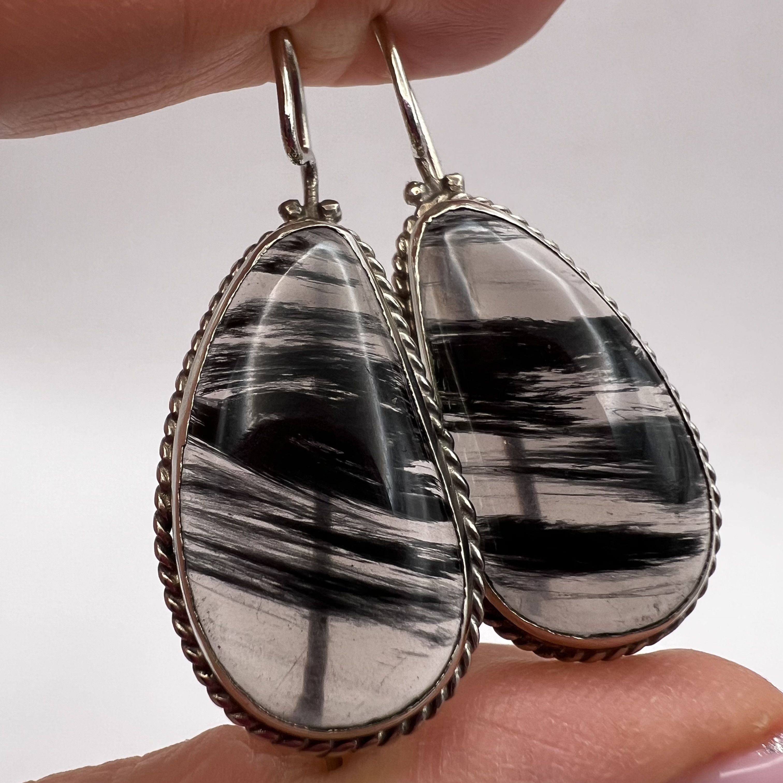Vintage Vintage Sterling Silver 925 Earrings Black Rutilated Quartz Size ONE SIZE - 4 Thumbnail