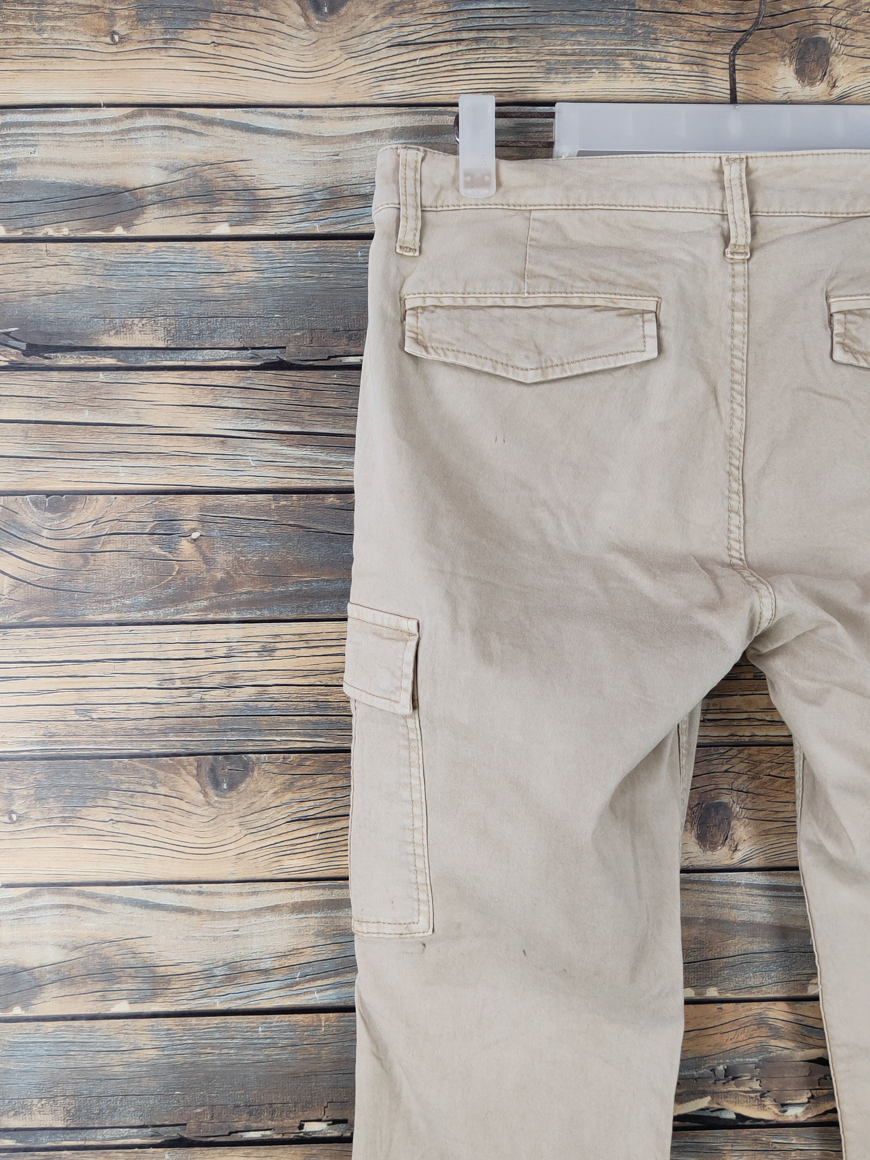 Japanese Brand DL Uniqlo Beige Multipocket Tactical Cargo Pants #255 Size 28" / US 6 / IT 42 - 8 Thumbnail