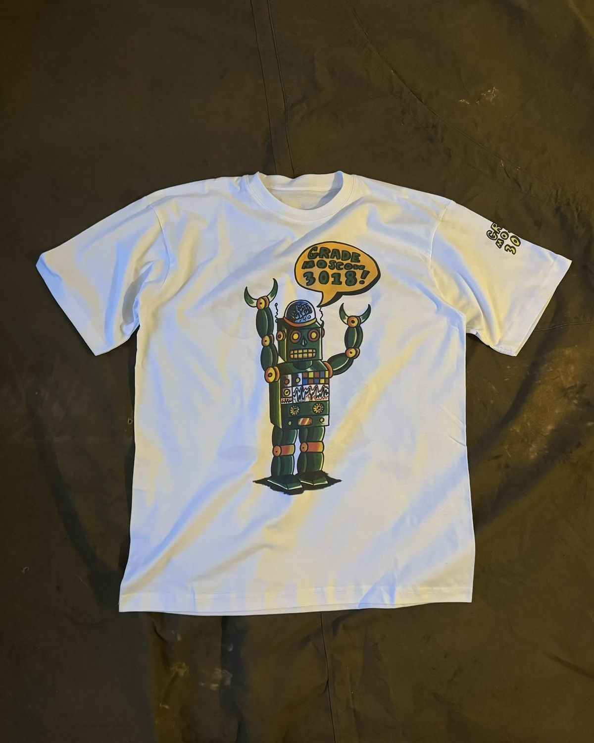 Vintage Grade Moscow 3018 Limited Tee Size US L / EU 52-54 / 3 - 1 Thumbnail