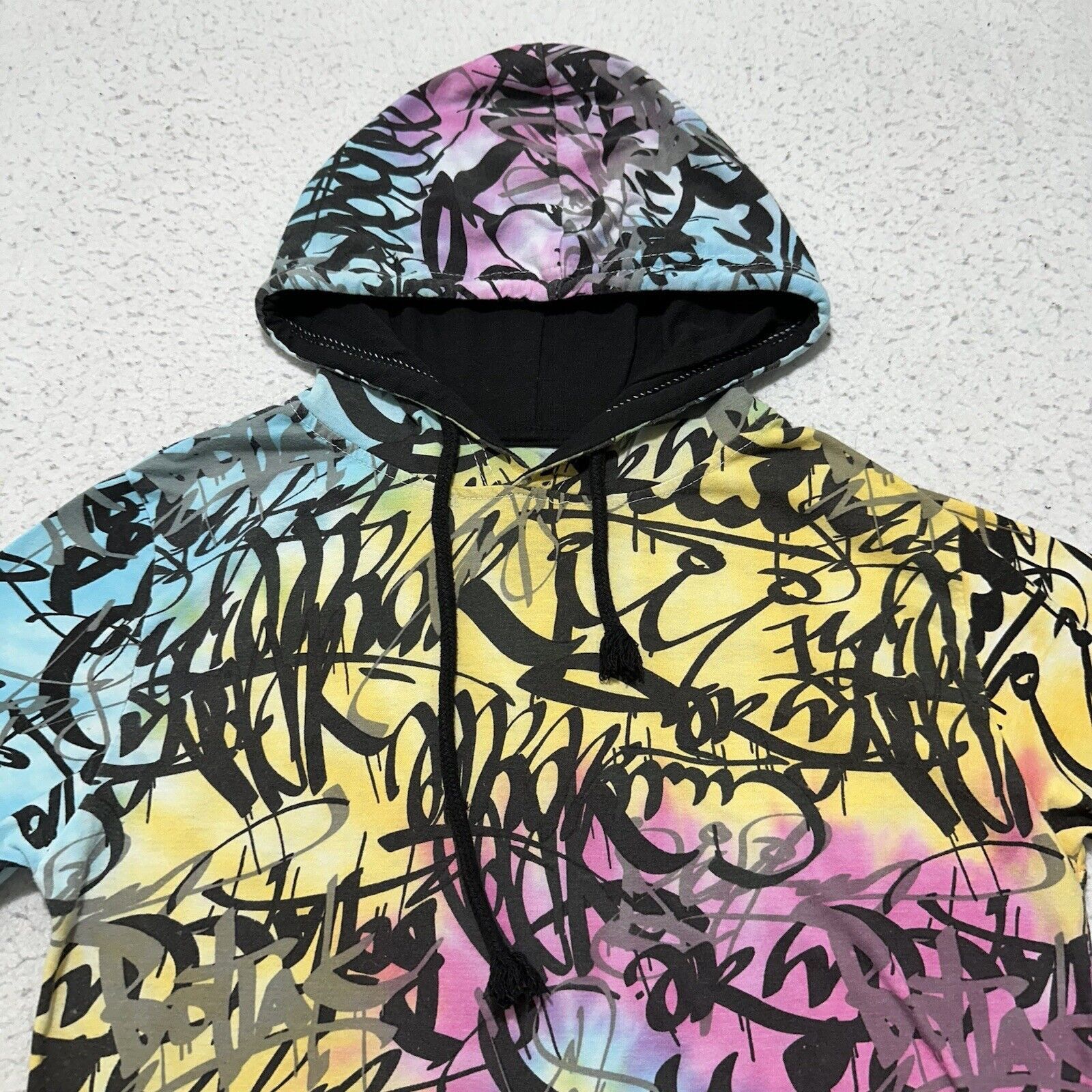 Massive Massive Small Hooded Graphic T Shirt Colorful Tie Dye Tee Size US S / EU 44-46 / 1 - 2 Thumbnail