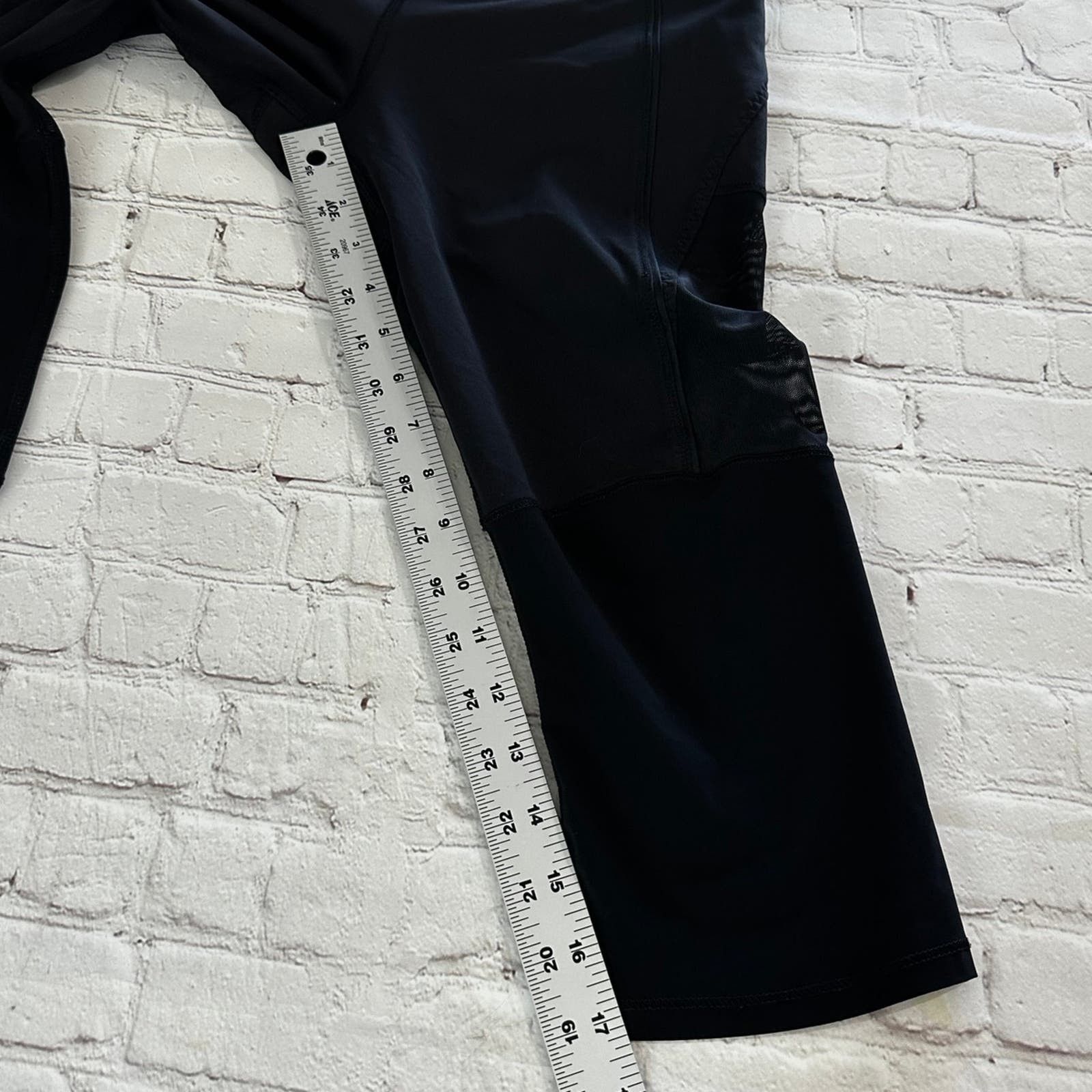 Lululemon lululemon leggings size 6 Size 28" / US 6 / IT 42 - 6 Thumbnail