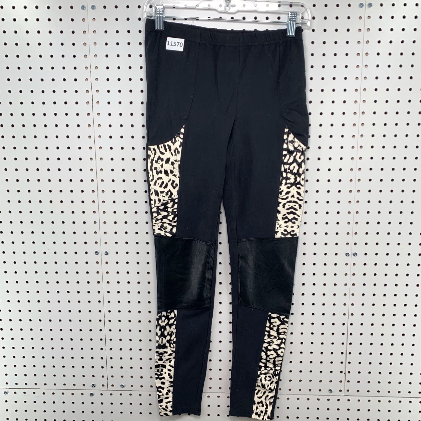 MINKPINK MINKPINK Pants Medium Womens Athletic Yoga Leggings Black Leopard Stretch Size 32" / US 10 / IT 46 - 4 Thumbnail
