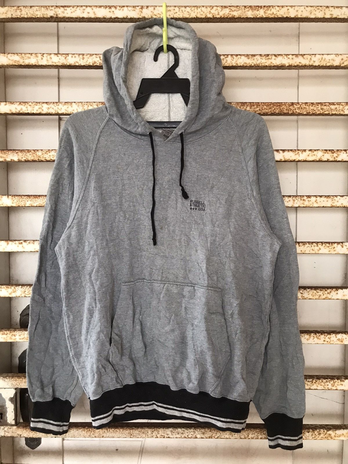 Vintage 90’s Russell Athletic Blank Hoodie
