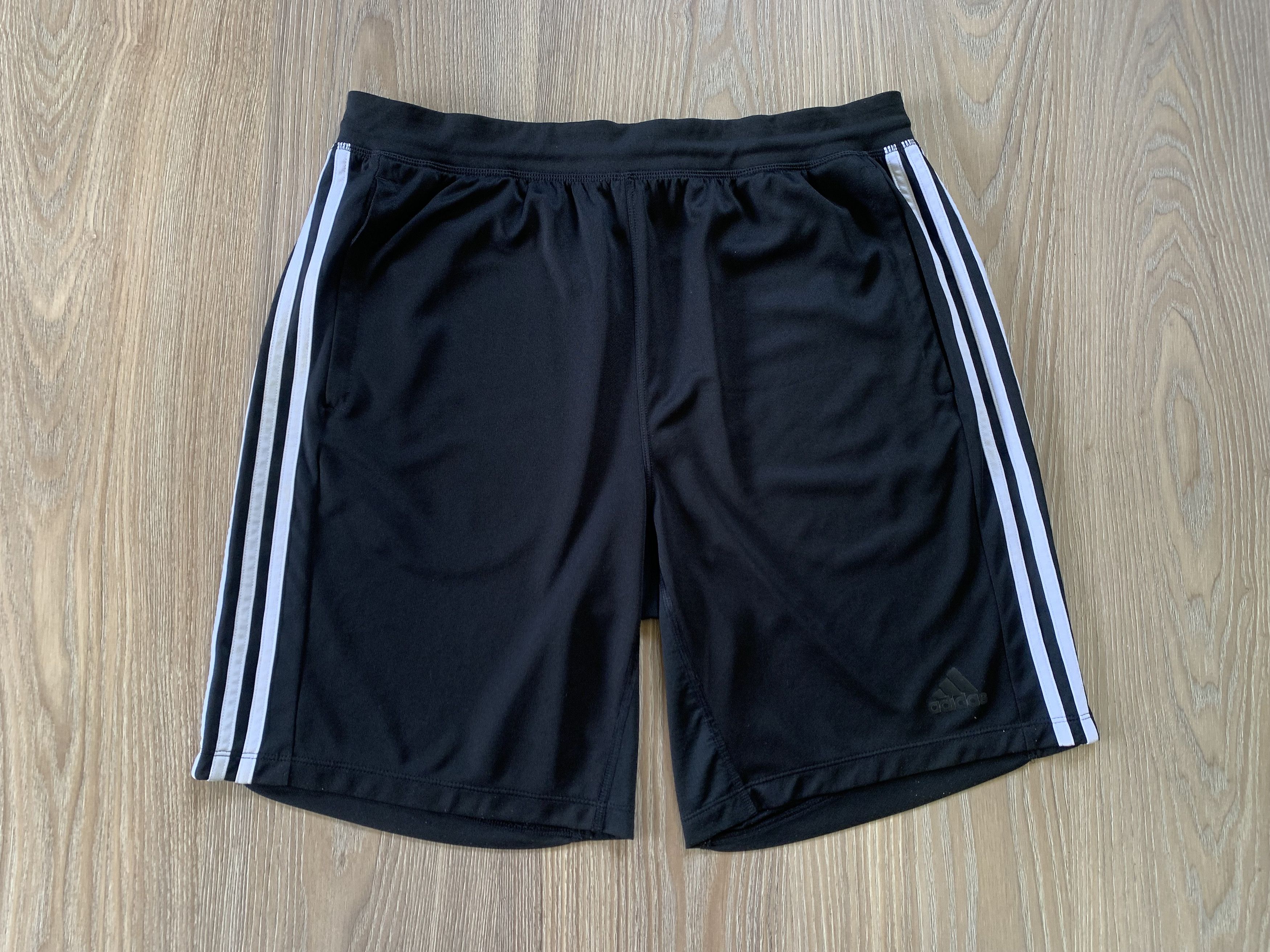 Adidas Adidas Mens Black Training Shorts Size US 34 / EU 50 - 2 Thumbnail