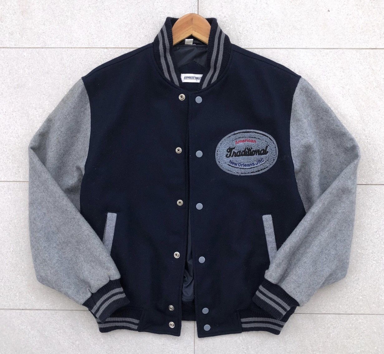 Vintage Vintage American Traditional Wool Varsity Jacket Size US M / EU 48-50 / 2 - 1 Thumbnail