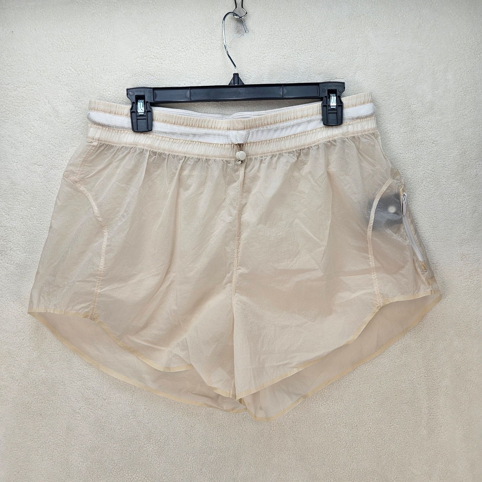 Lululemon LULULEMON WOMEN'S 12 STEP OUT HIGH RISE 3 INCH BEIGE LW7BO4S Size 34" / US 12 / IT 48 - 1 Thumbnail