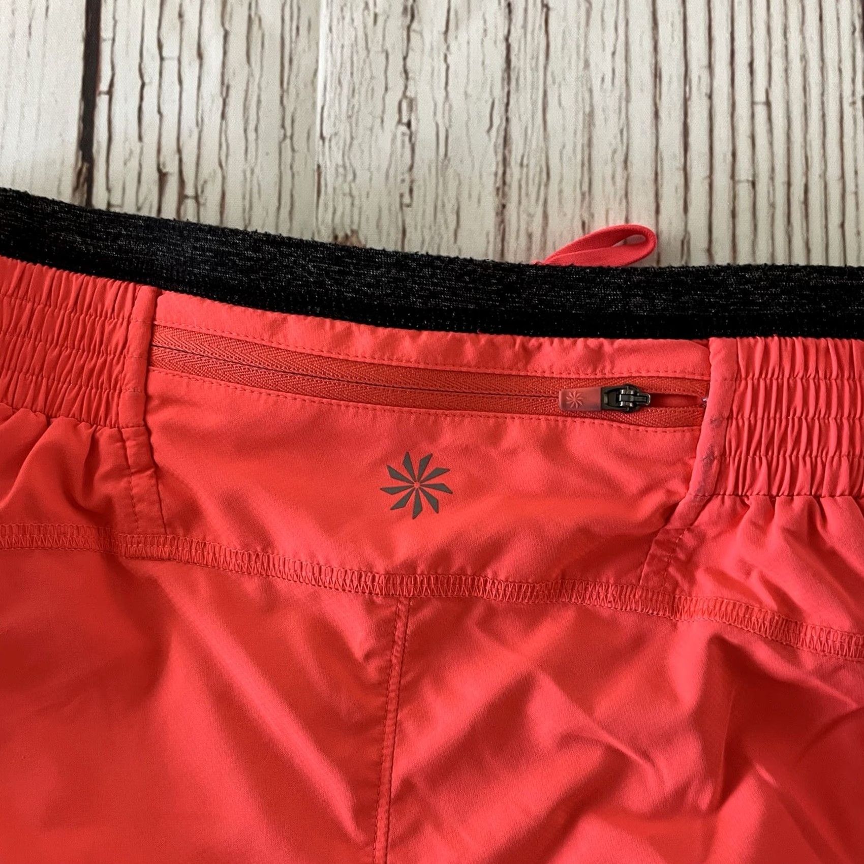Athleta Athleta Cropped Athletic Pants With Built In Shorts Women's Small Orange Pink Pants Women's S Orange Pink Athletic Cropped Activewear Size 28" / US 6 / IT 42 - 4 Thumbnail