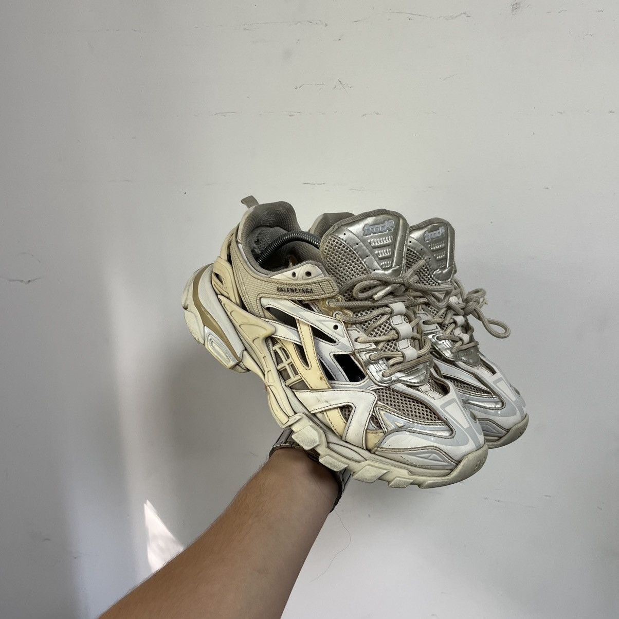Balenciaga Balenciaga Track 2 Trainer White Size US 9 / EU 42 - 2 Thumbnail