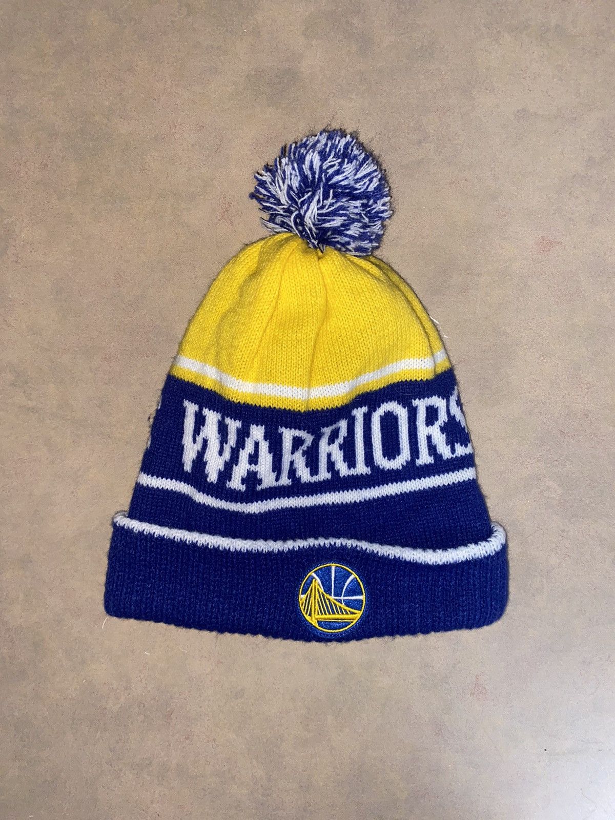 Nike Vintage Nike Golden State Warriors Pom Pom Beanie Size ONE SIZE - 2 Thumbnail